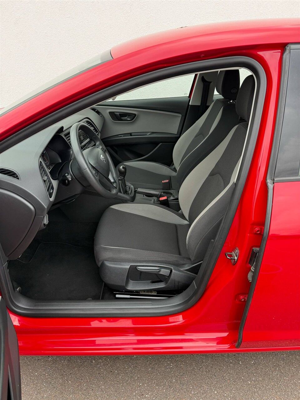 Billede af Seat Leon 1,6 TDI Ecomotive Reference 105HK 5d