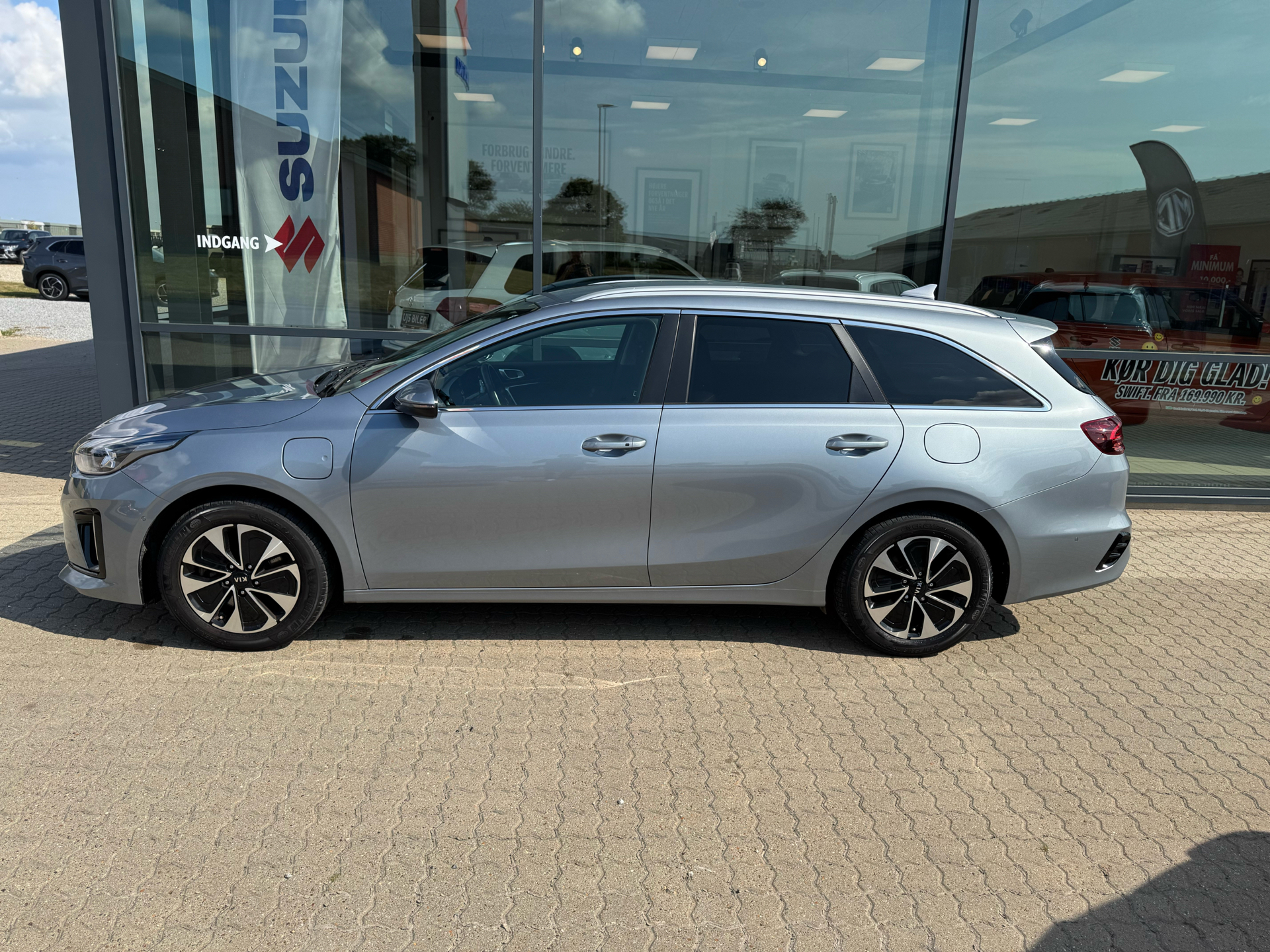 Billede af Kia Ceed SW 1,6 GDI PHEV  Plugin-hybrid Upgrade m/Plus DCT 141HK Stc 6g Aut.