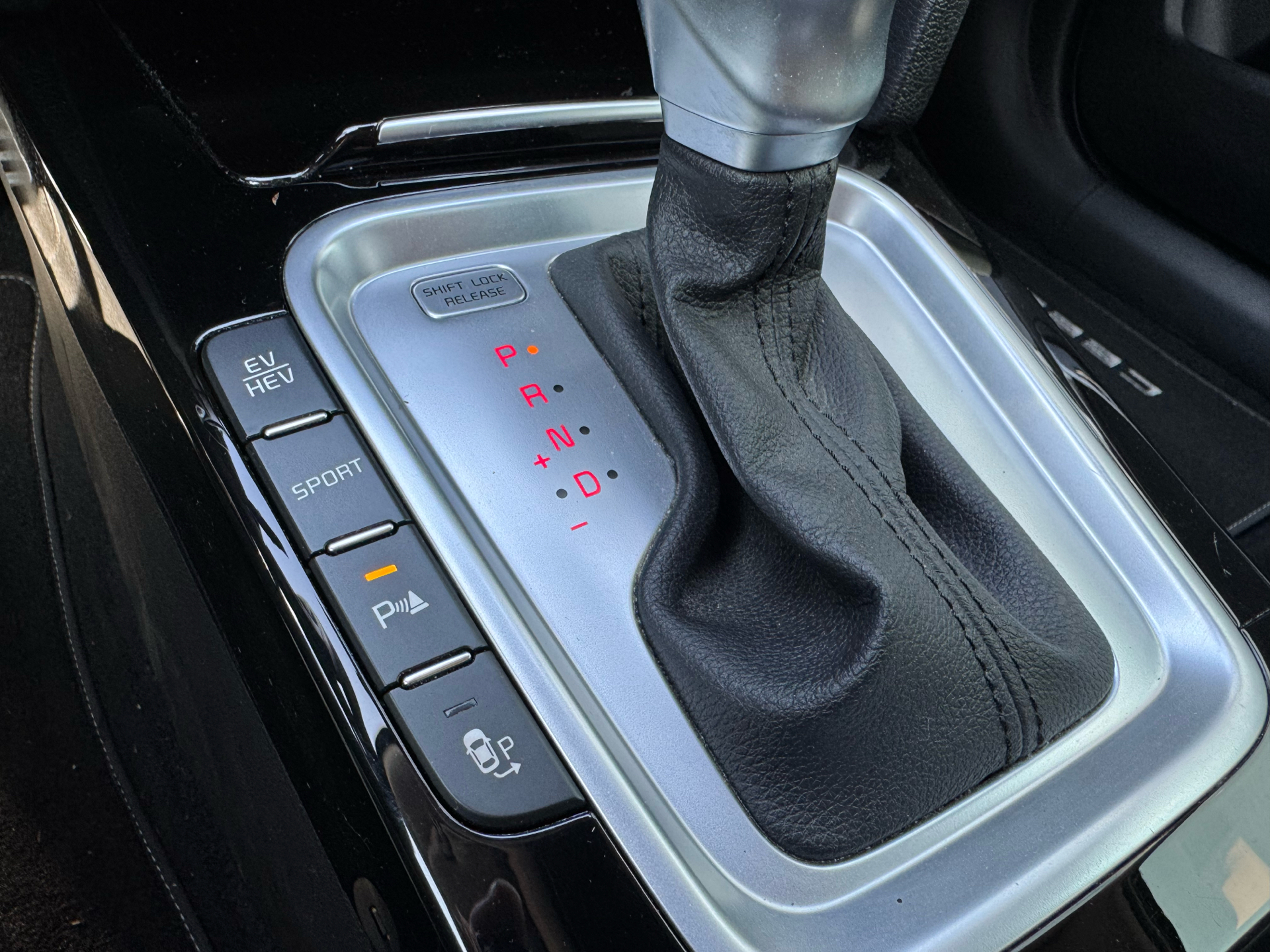 Billede af Kia Ceed SW 1,6 GDI PHEV  Plugin-hybrid Upgrade m/Plus DCT 141HK Stc 6g Aut.