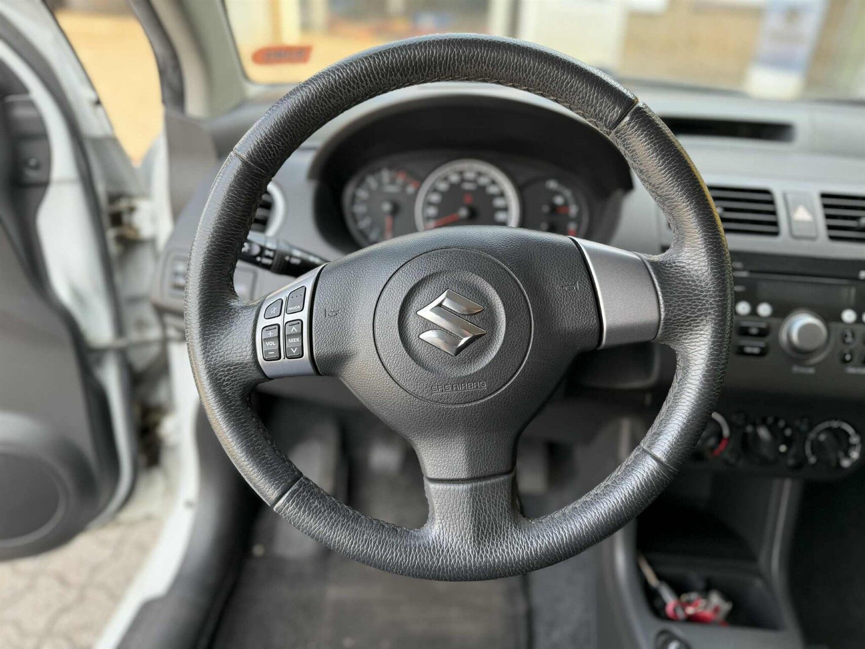 Billede af Suzuki Swift 1,3 GL 92HK 3d