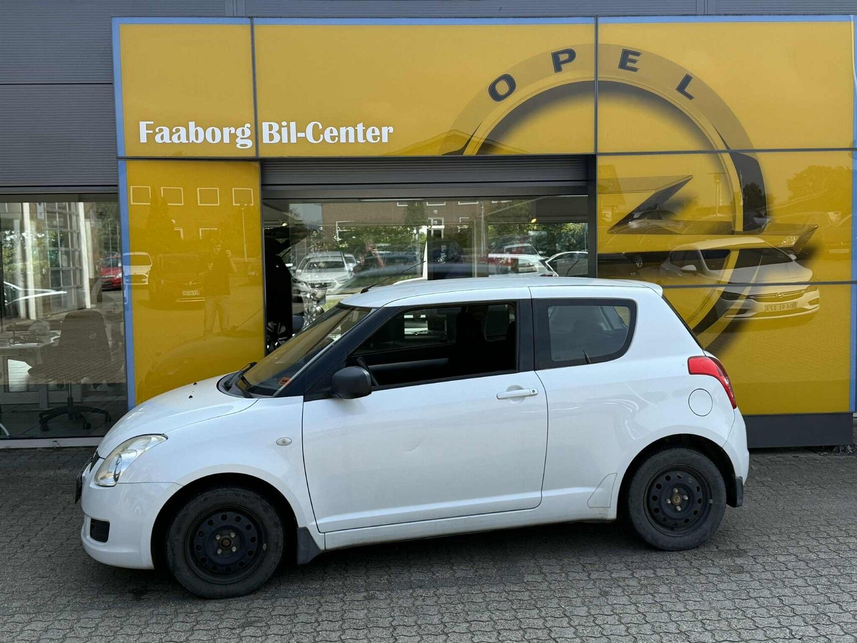 Billede af Suzuki Swift 1,3 GL 92HK 3d