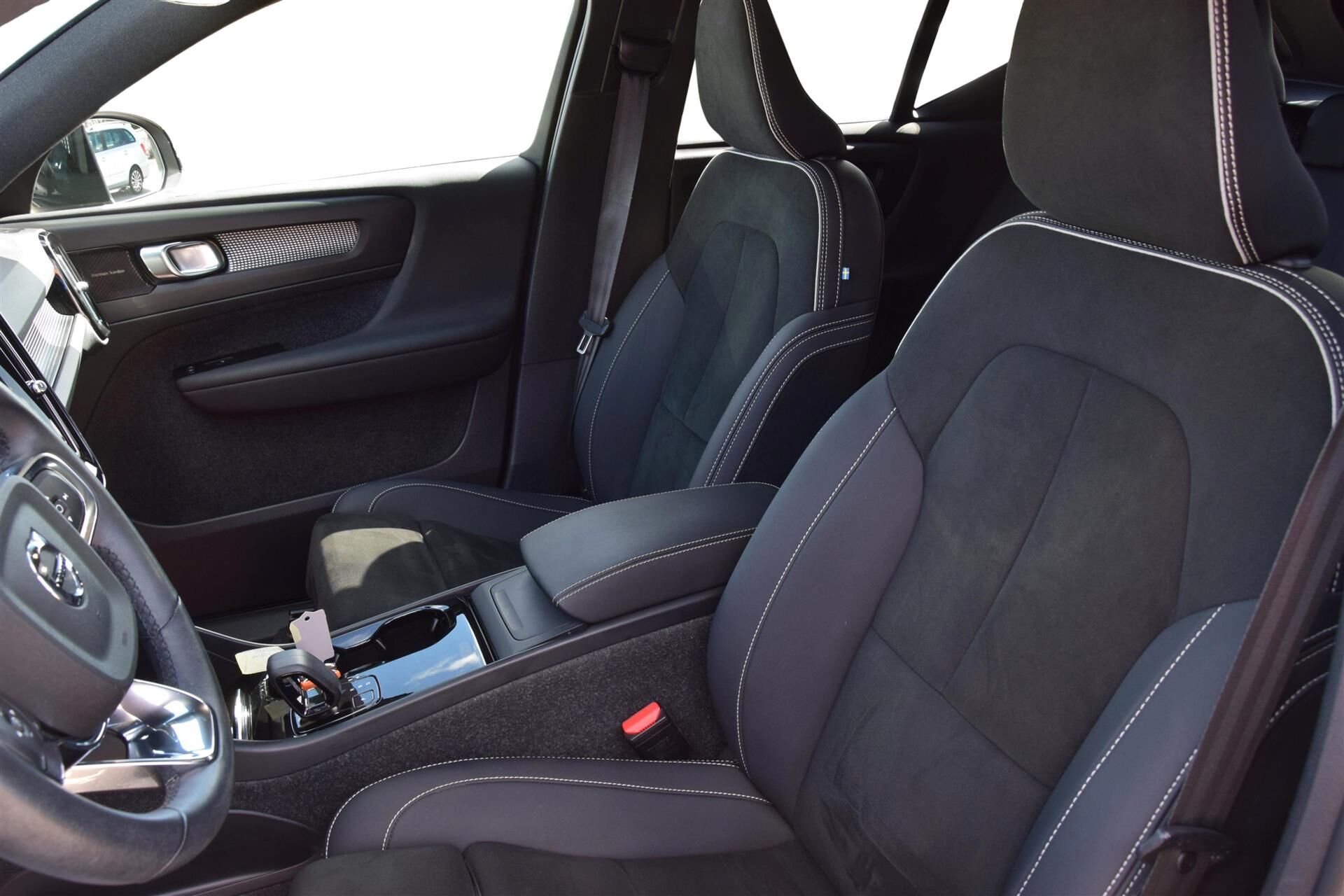 Billede af Volvo XC40 P6 Recharge Pro 231HK 5d Aut.