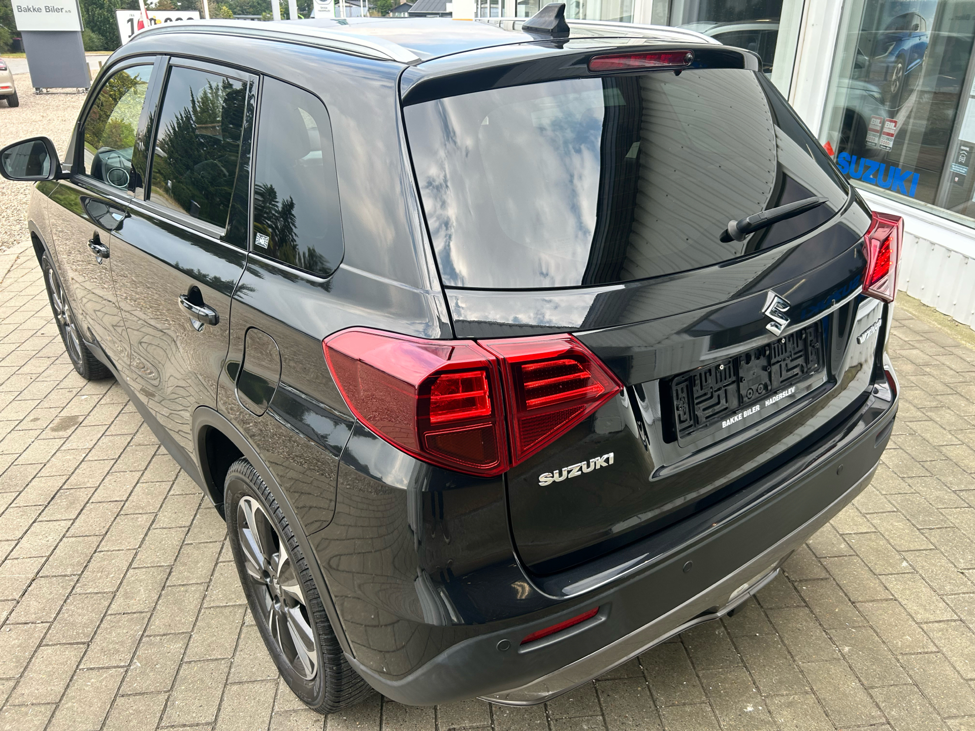 Billede af Suzuki Vitara 1,0 Boosterjet Adventure 112HK 5d