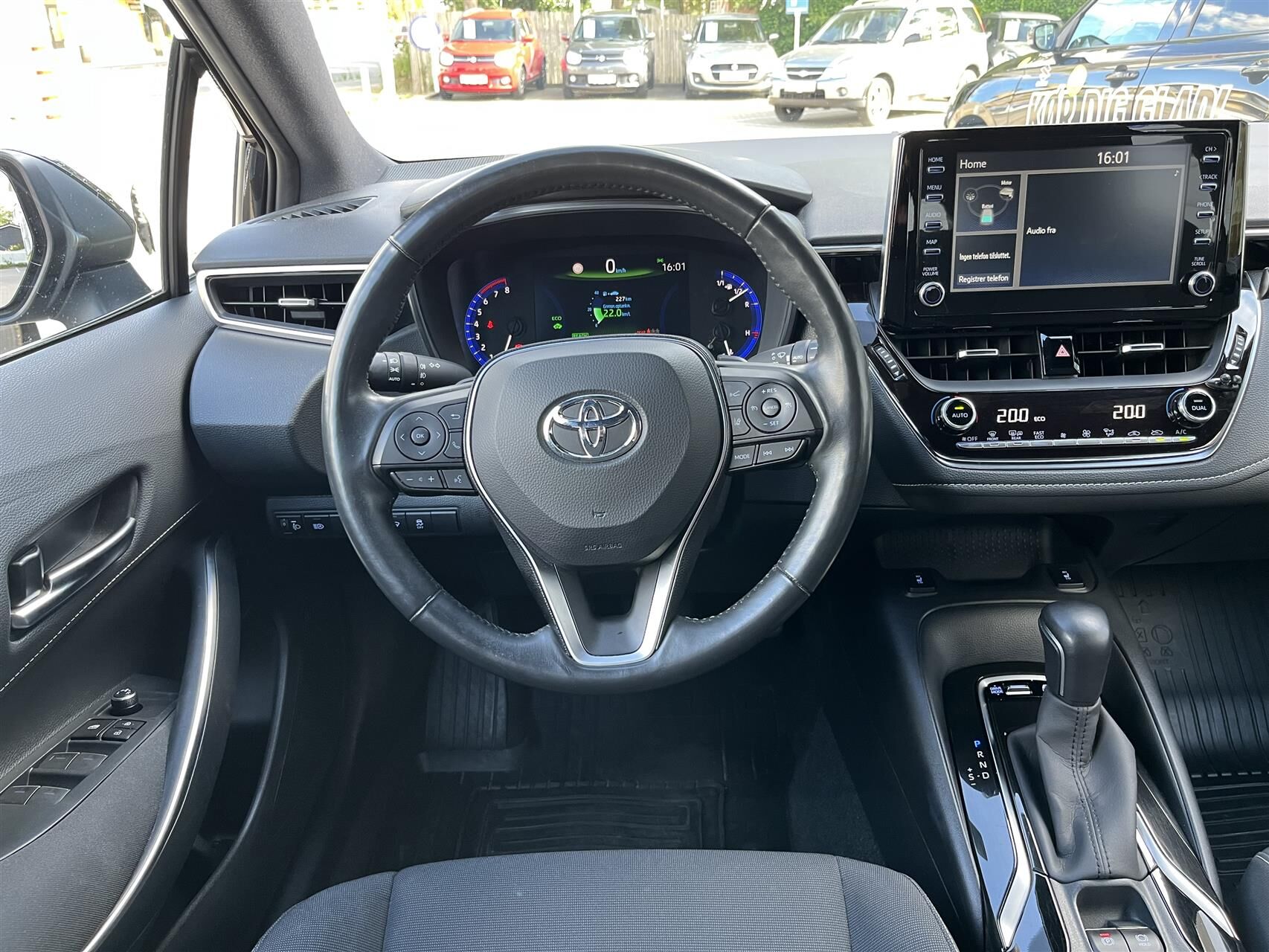 Billede af Toyota Corolla 2,0 Hybrid H3 E-CVT 180HK 5d 6g Aut.