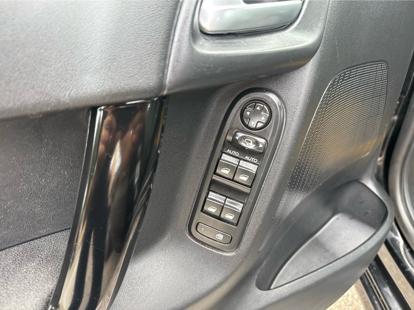 Billede af Citroën C3 1,6 Blue HDi Cool Comfort start/stop 100HK 5d