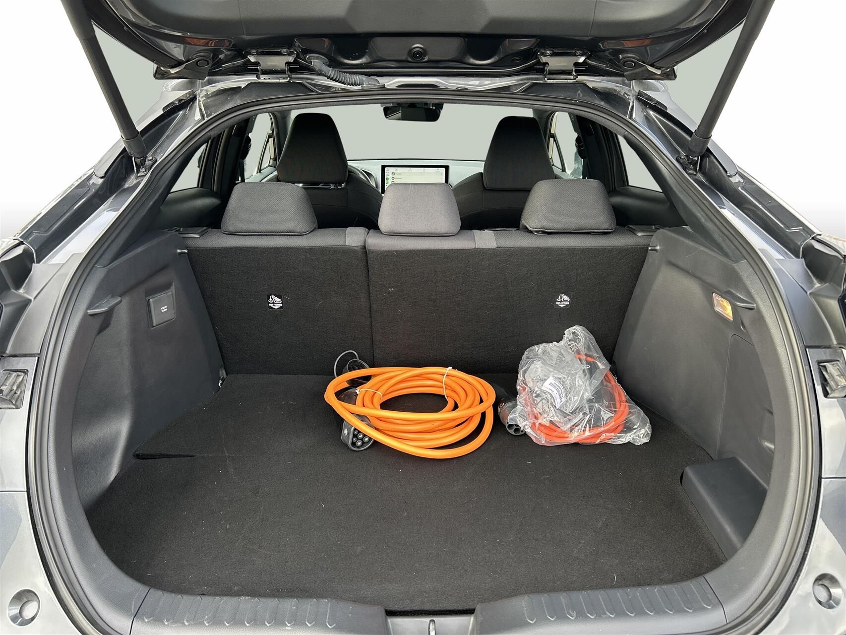 Billede af Toyota C-HR 2,0 Plugin-hybrid Style Smart E-CVT 223HK 5d Trinl. Gear