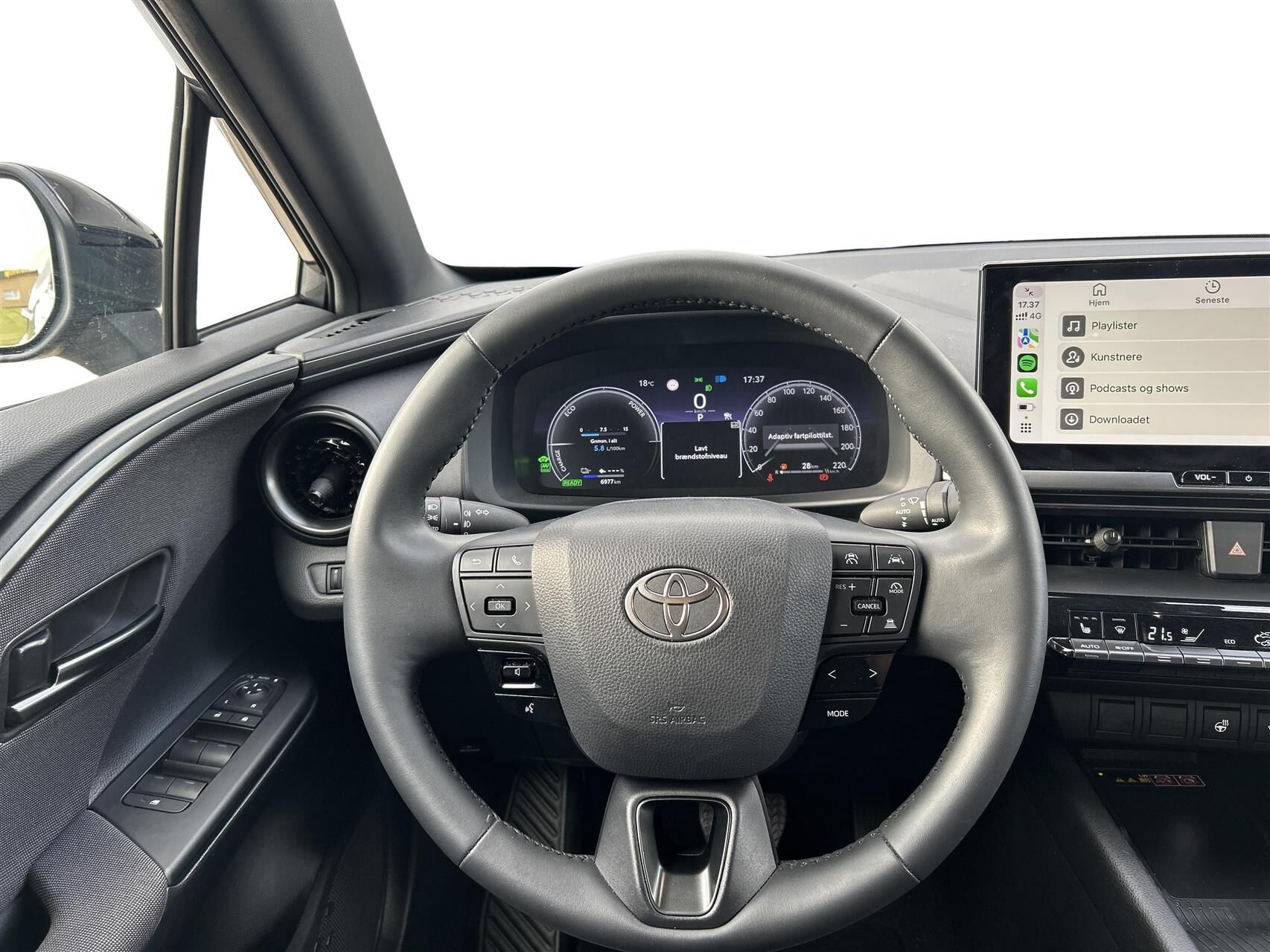 Billede af Toyota C-HR 2,0 Plugin-hybrid Style Smart E-CVT 223HK 5d Trinl. Gear