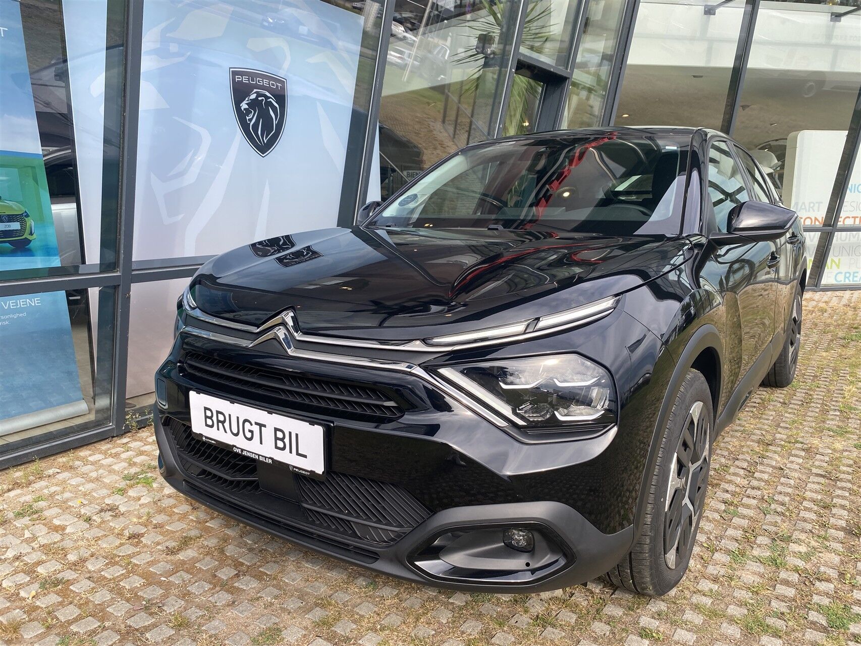 Billede af Citroën C4 1,2 PureTech Iconic EAT8 130HK 5d 8g Aut.