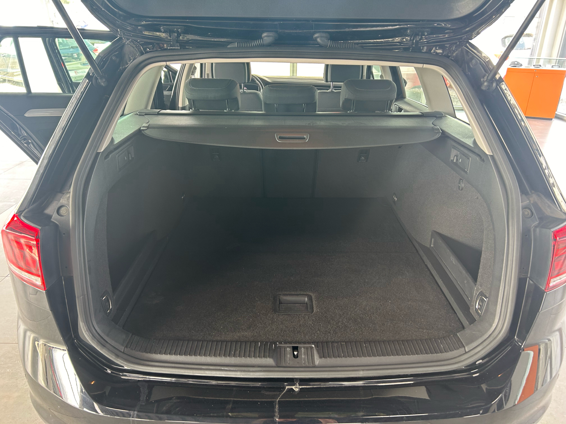 Billede af VW Passat Variant 1,5 TSI EVO ACT Business Plus DSG 150HK Stc 7g Aut.