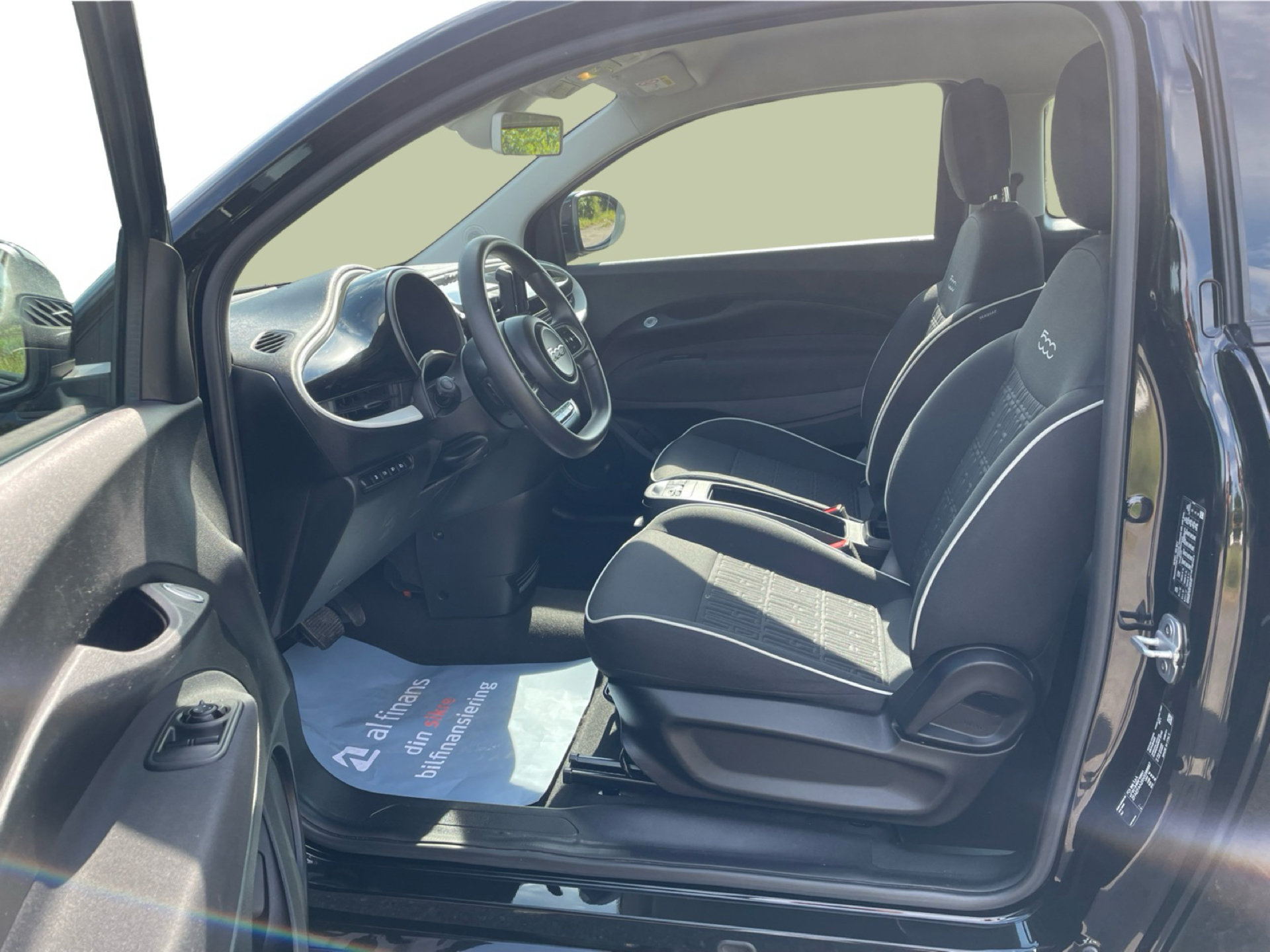 Billede af Fiat 500e EL RED 95HK 3d Aut.