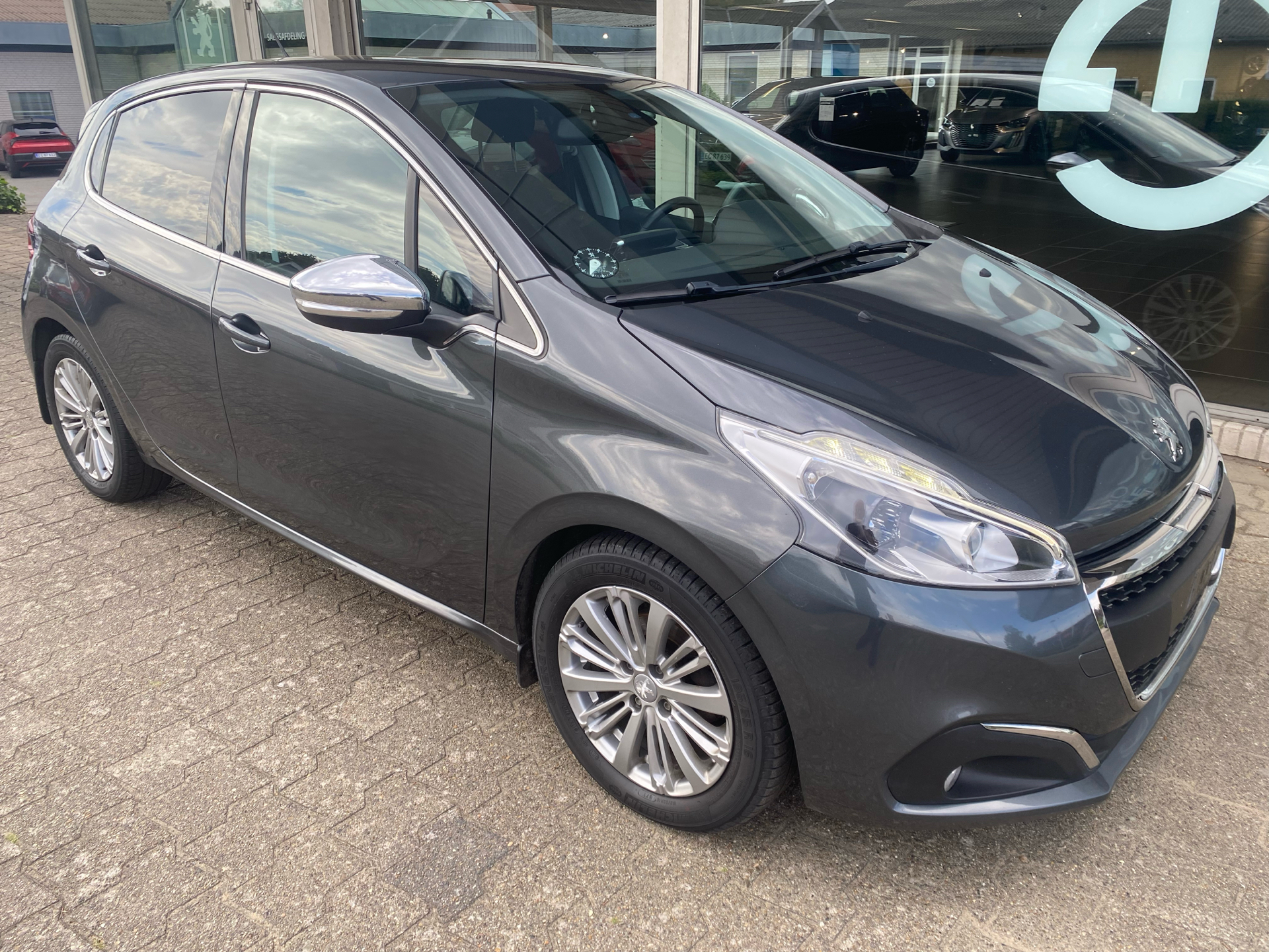 Billede af Peugeot 208 1,6 BlueHDi Desire 100HK 5d