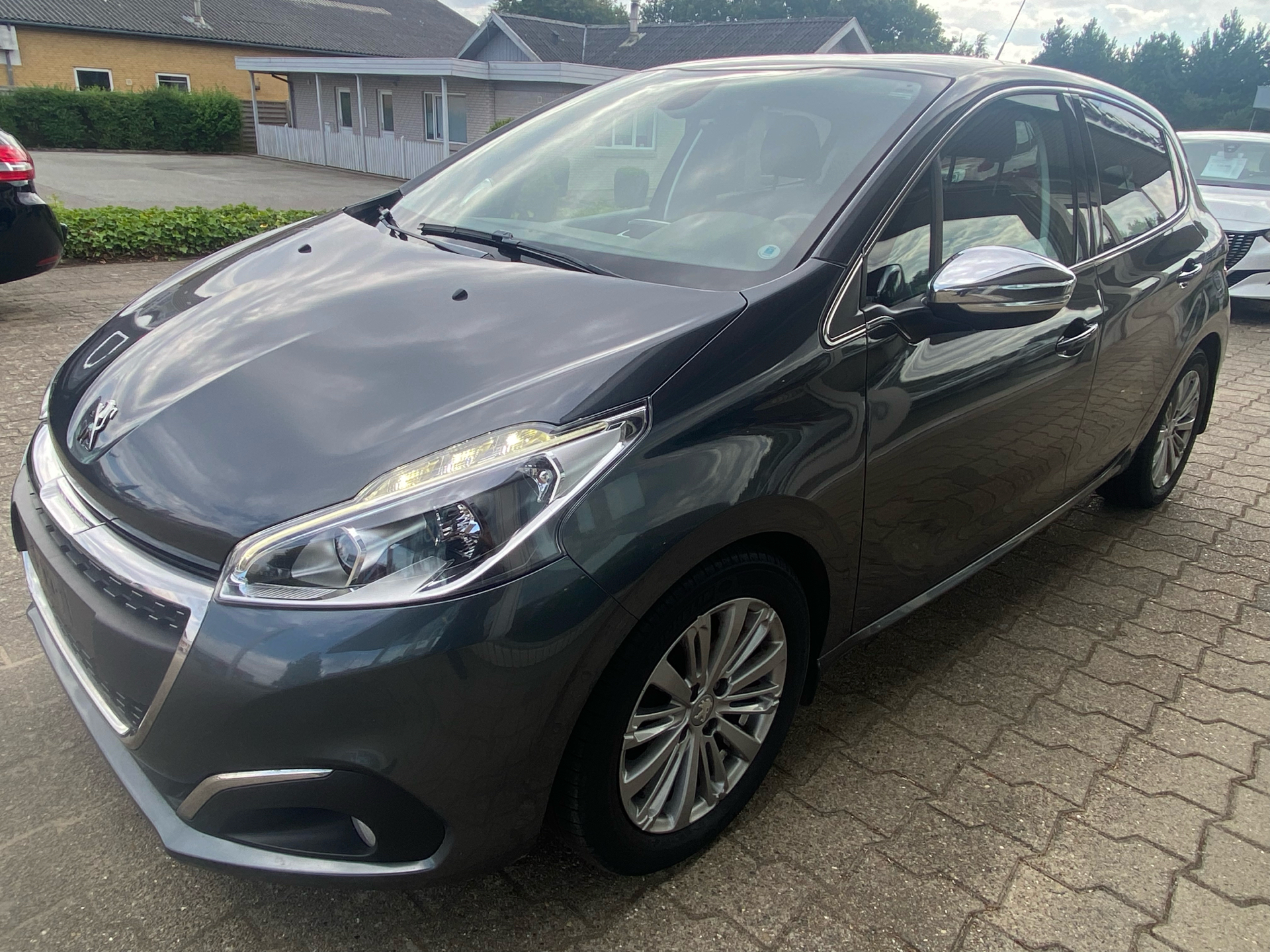 Billede af Peugeot 208 1,6 BlueHDi Desire 100HK 5d