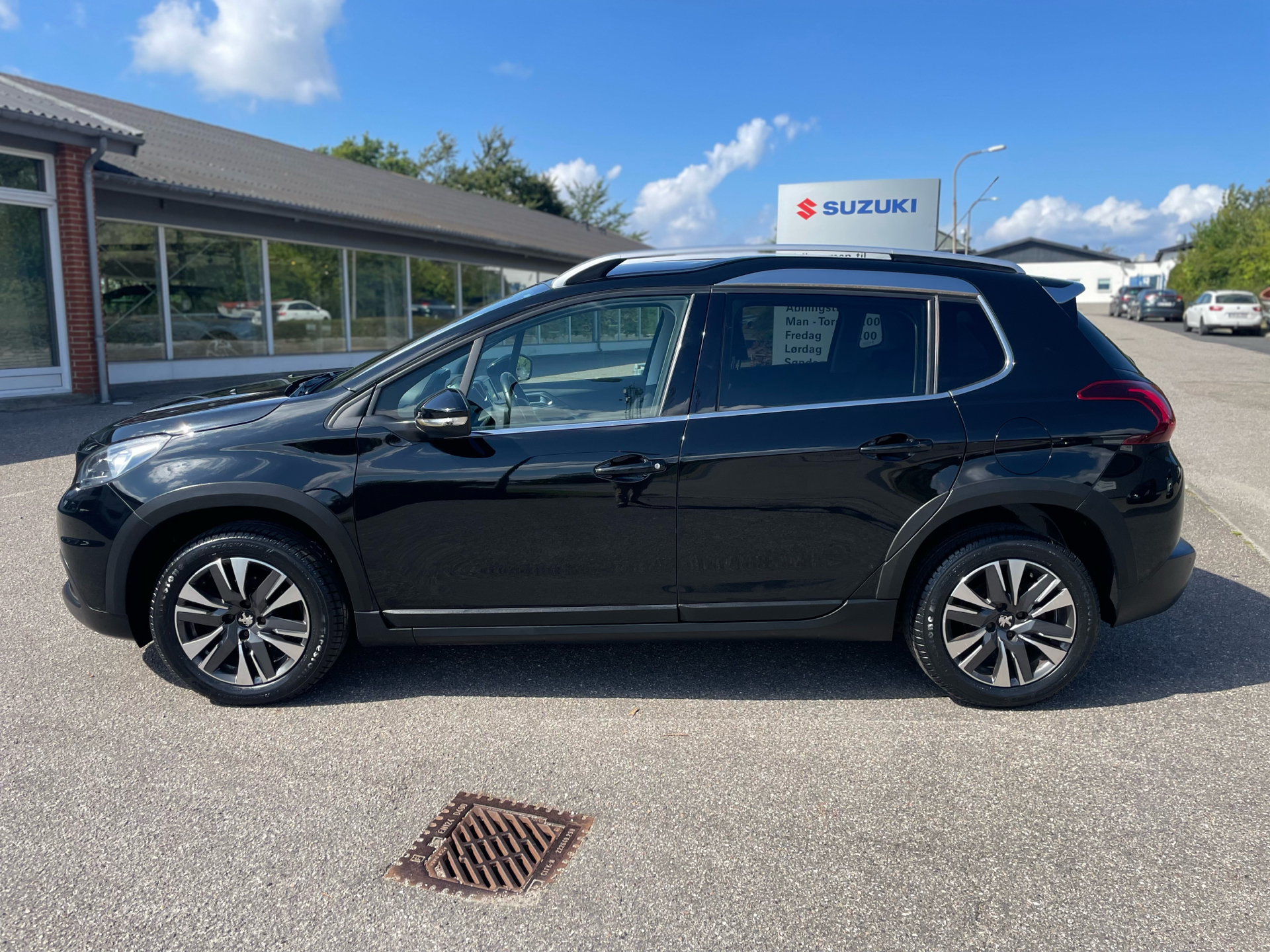Billede af Peugeot 2008 1,6 BlueHDi Envy 100HK