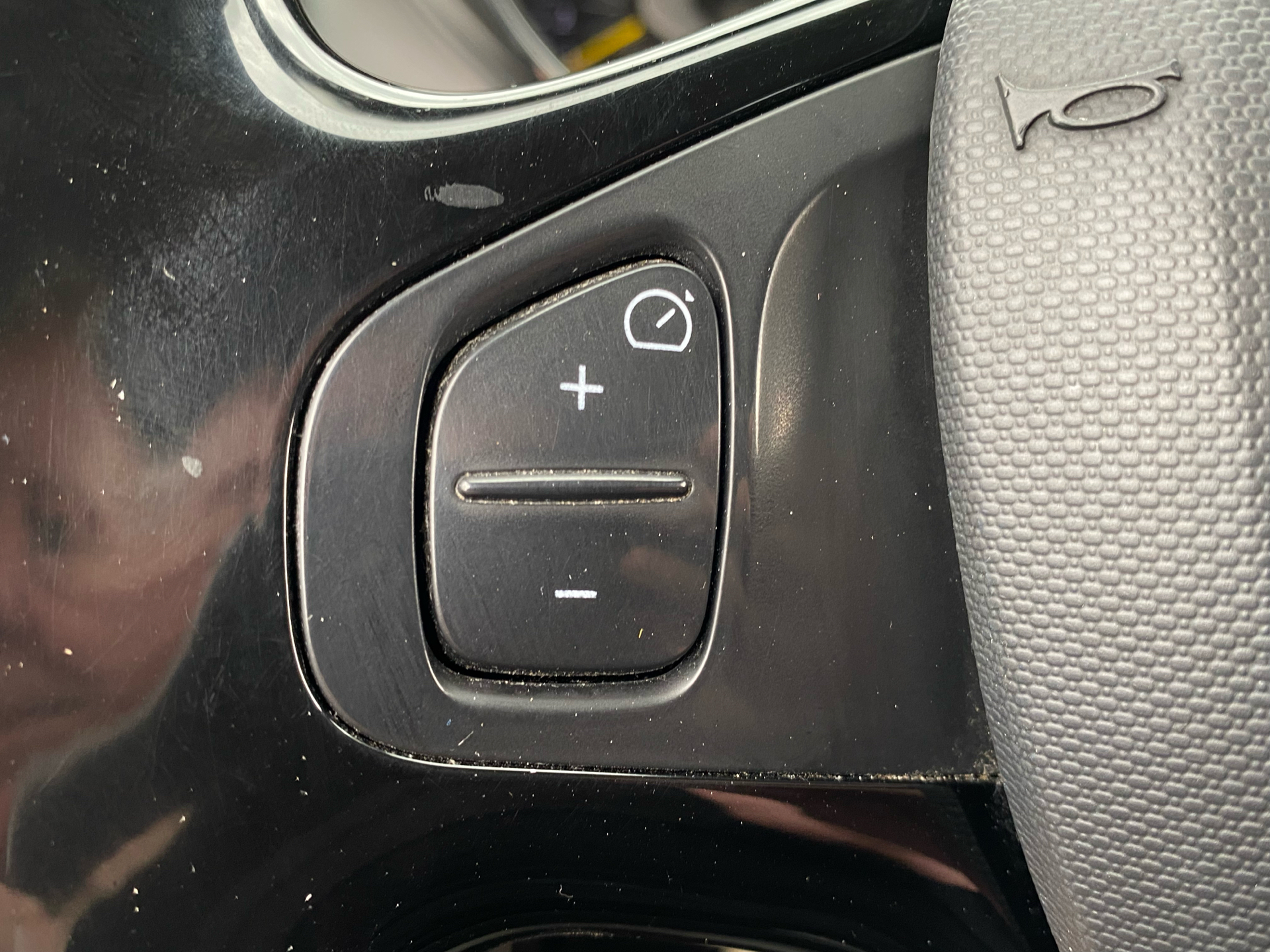 Billede af Renault Captur 1,2 TCE Expression EDC 120HK 5d 6g Aut.