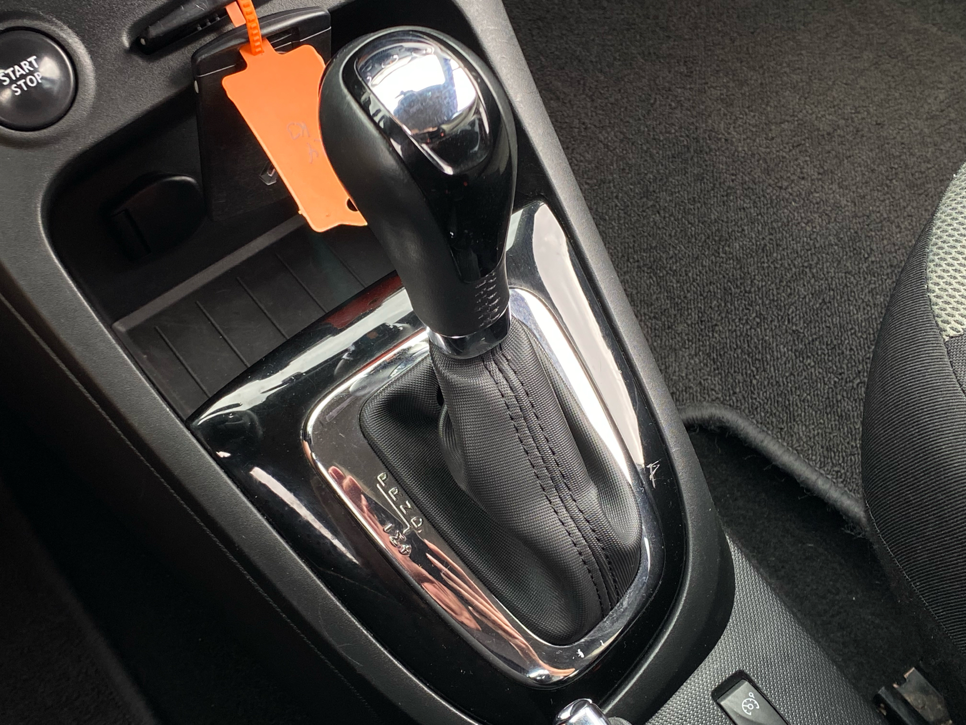 Billede af Renault Captur 1,2 TCE Expression EDC 120HK 5d 6g Aut.