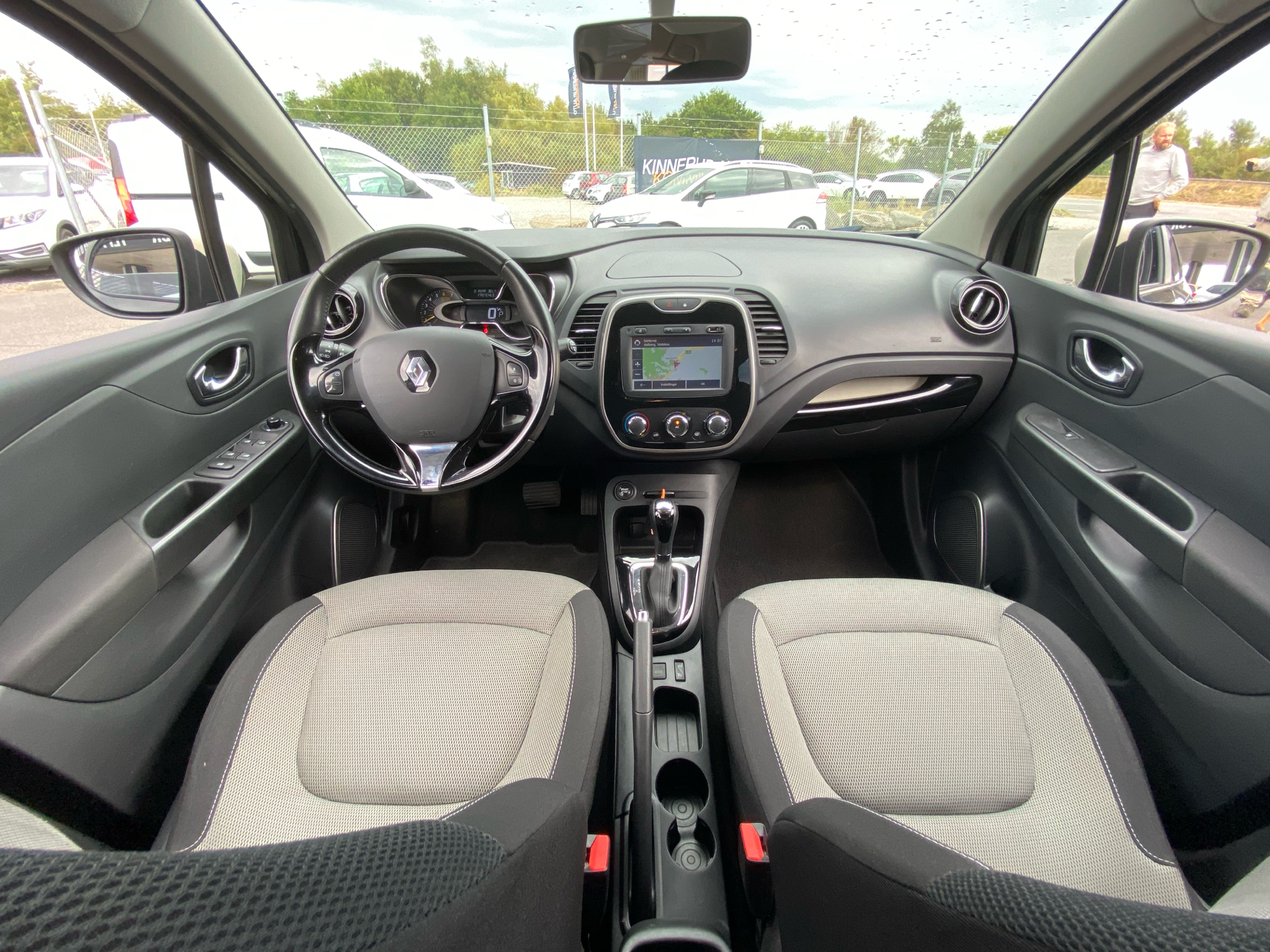 Billede af Renault Captur 1,2 TCE Expression EDC 120HK 5d 6g Aut.