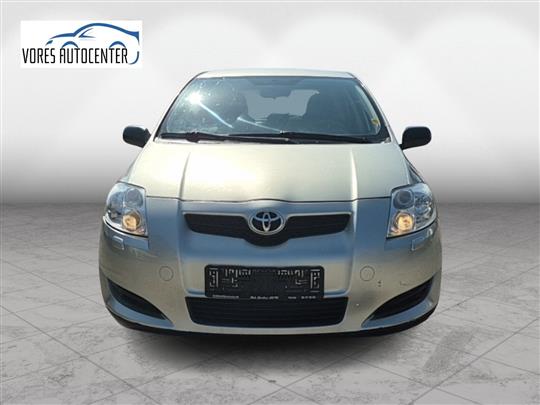 Toyota Auris 1,4 VVT-I Linea Luna 97HK 5d