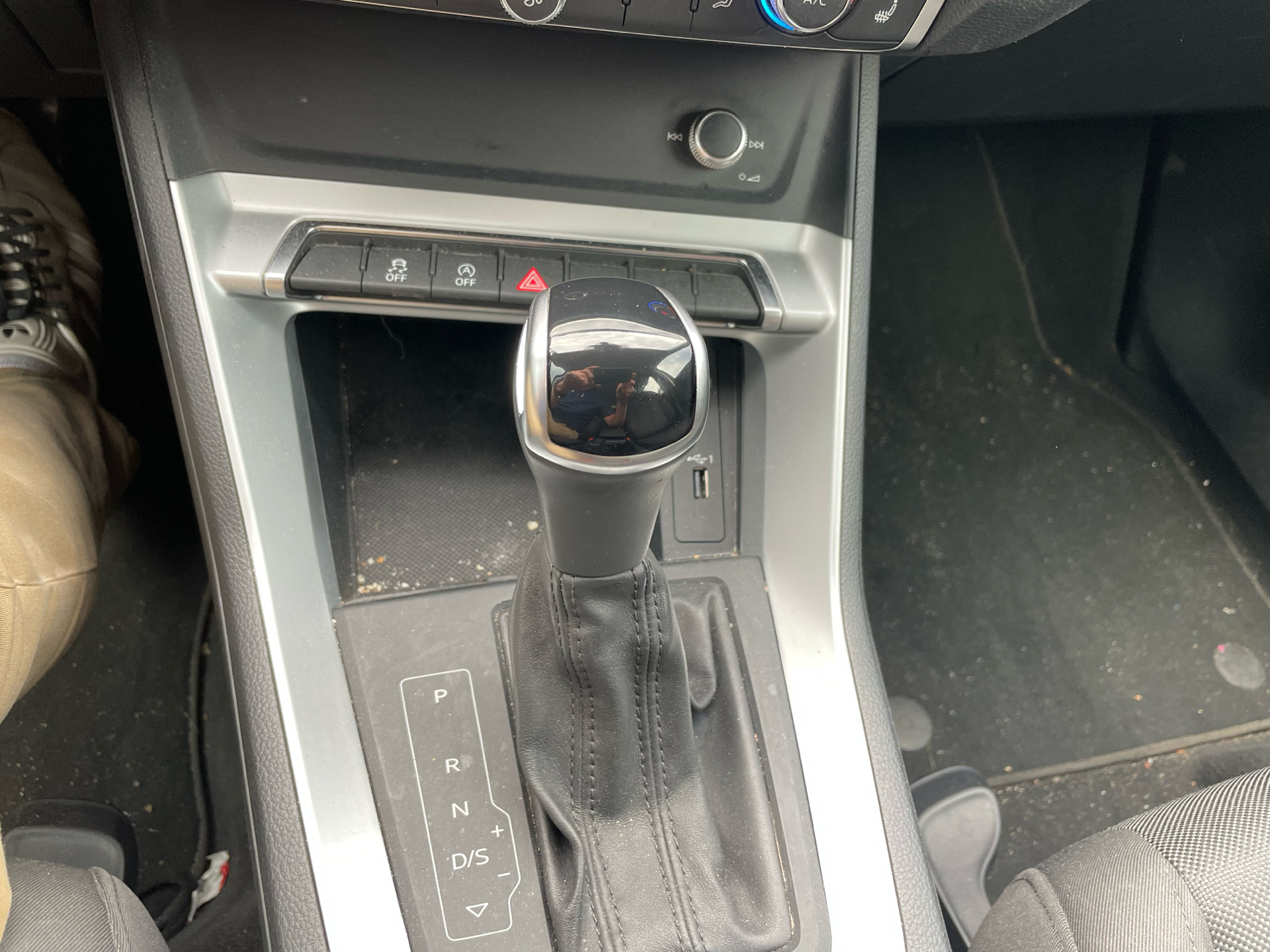 Billede af Audi Q3 1,5 35 TFSI Advanced S Tronic 150HK 5d 7g Aut.
