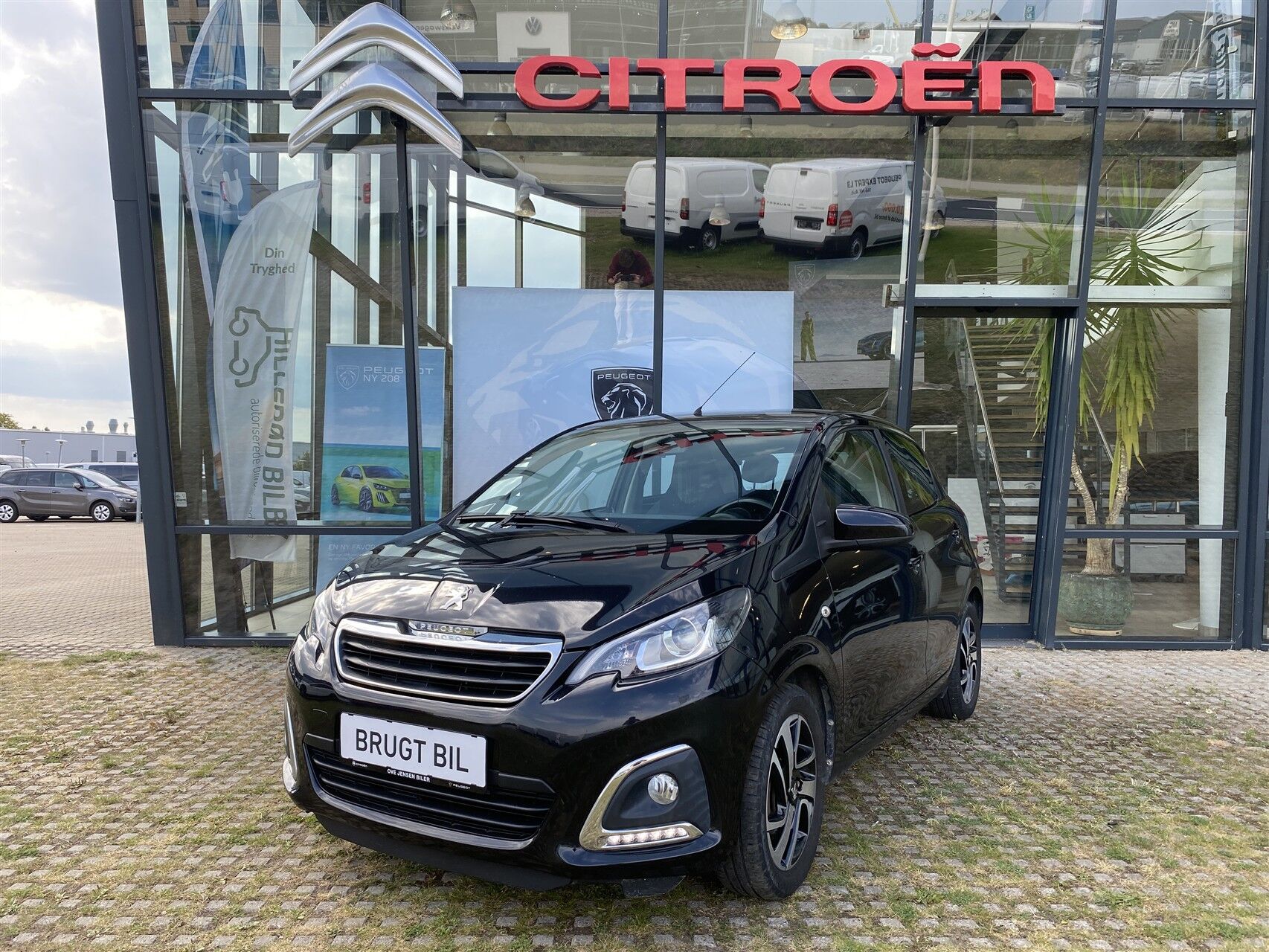 Billede af Peugeot 108 1,0 e-Vti Allure+ 72HK 5d