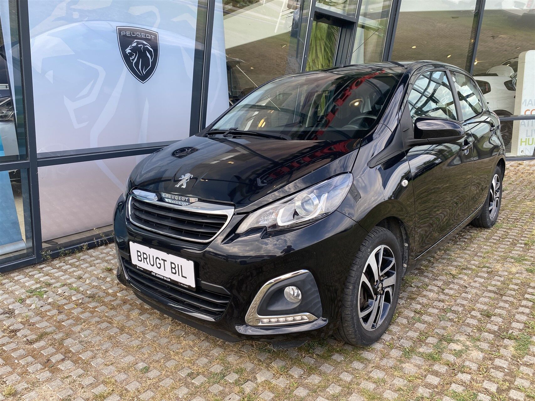 Billede af Peugeot 108 1,0 e-Vti Allure+ 72HK 5d