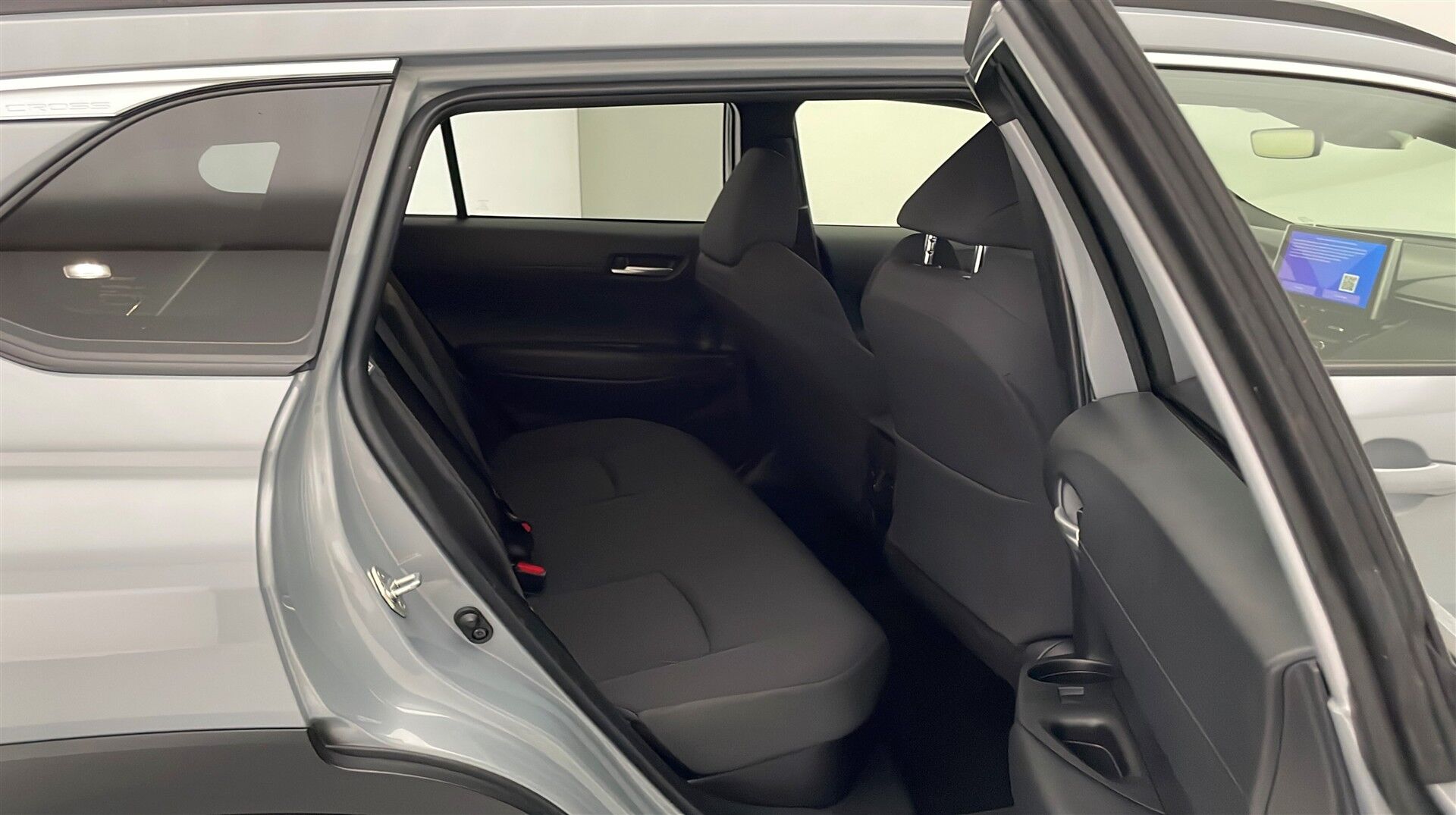 Billede af Toyota Corolla Cross 1,8 Hybrid Style Comfort 140HK 5d Aut.