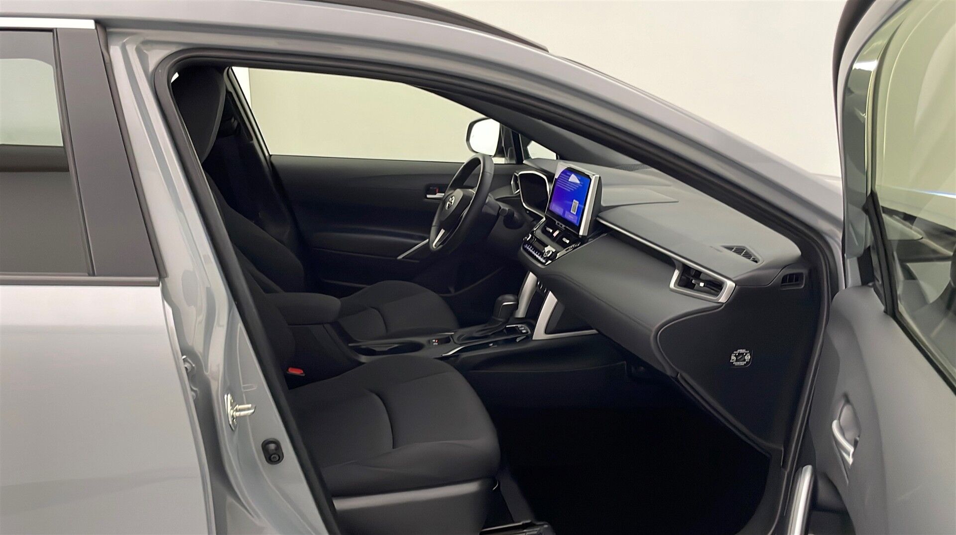 Billede af Toyota Corolla Cross 1,8 Hybrid Style Comfort 140HK 5d Aut.