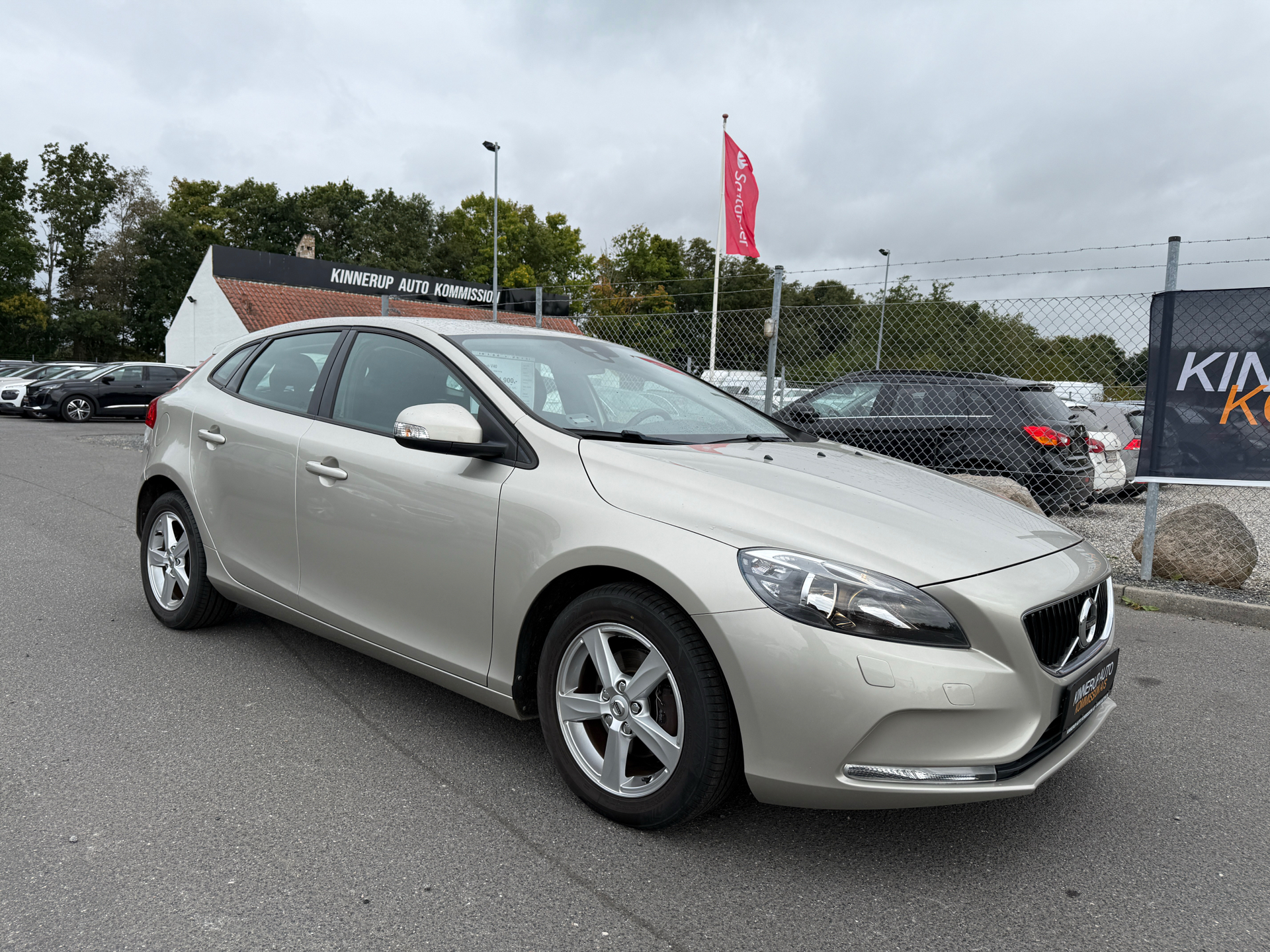 Billede af Volvo V40 2,0 D2 Eco Kinetic 120HK 5d 6g
