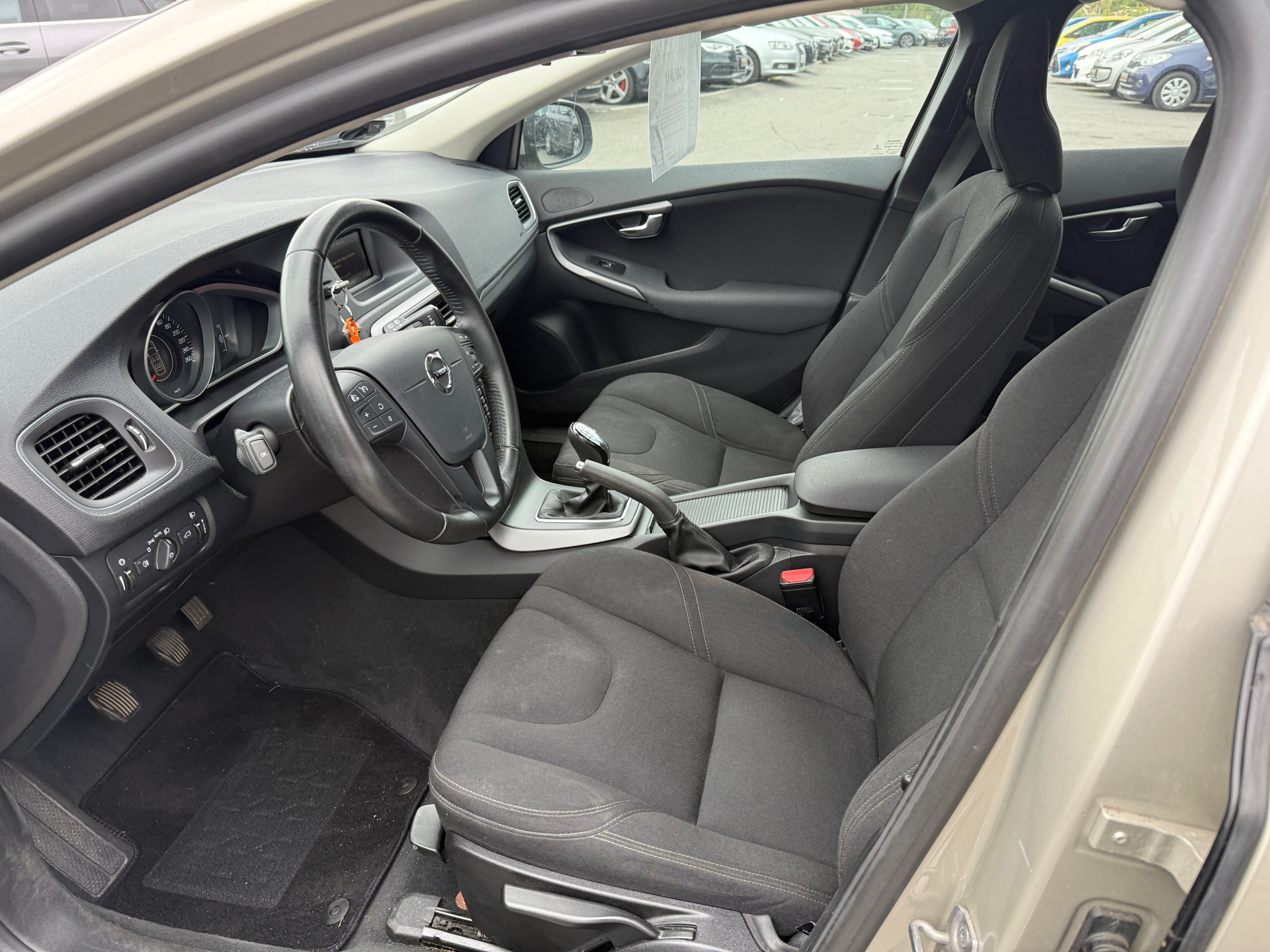 Billede af Volvo V40 2,0 D2 Eco Kinetic 120HK 5d 6g