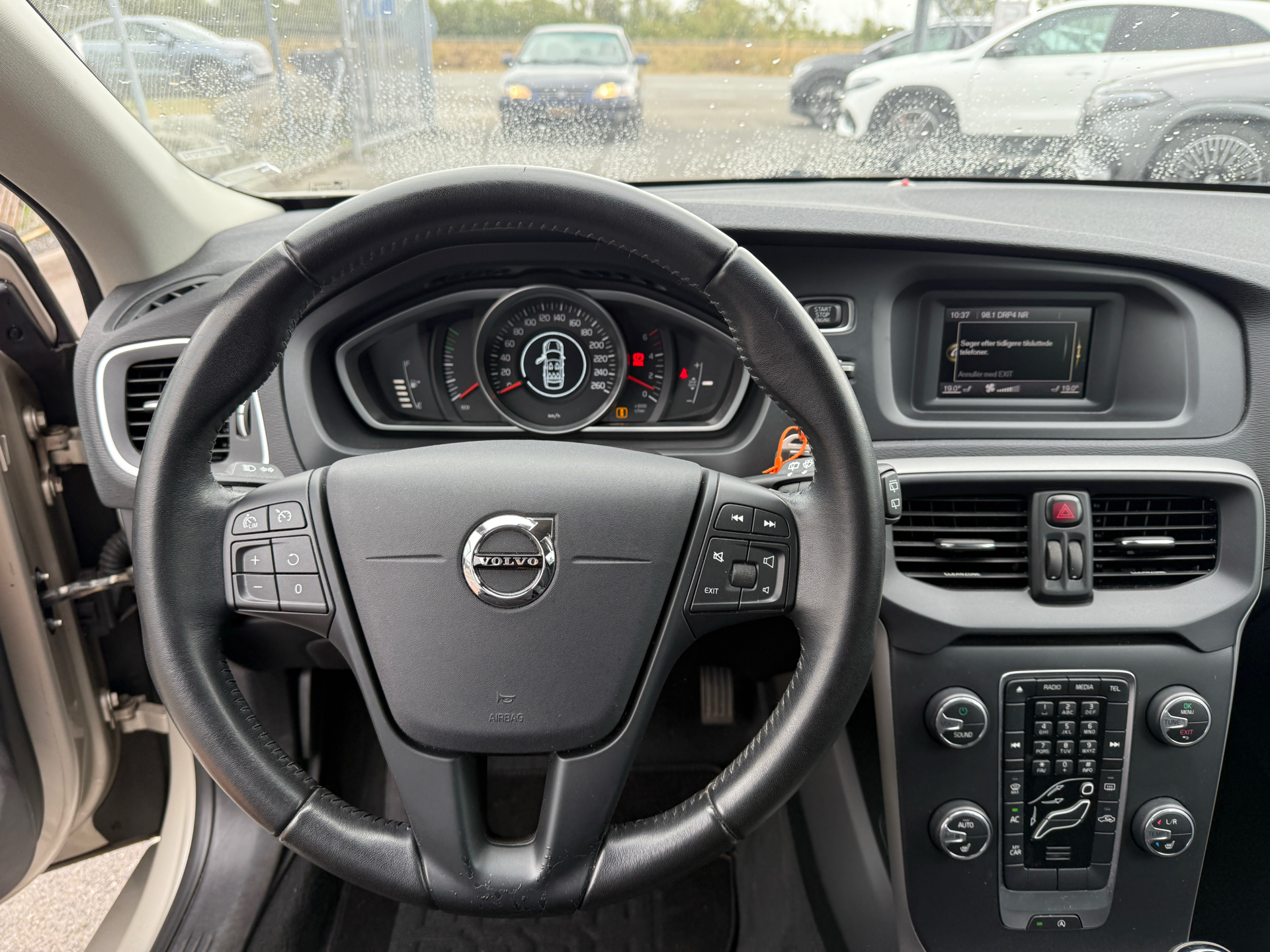 Billede af Volvo V40 2,0 D2 Eco Kinetic 120HK 5d 6g