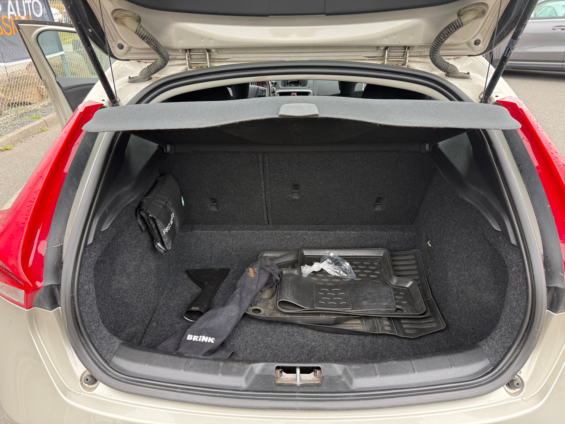 Billede af Volvo V40 2,0 D2 Eco Kinetic 120HK 5d 6g