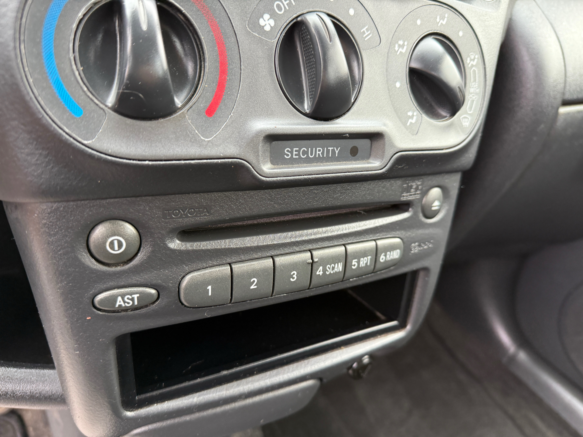 Billede af Toyota Yaris Verso 1,3 Linea Sol 86HK