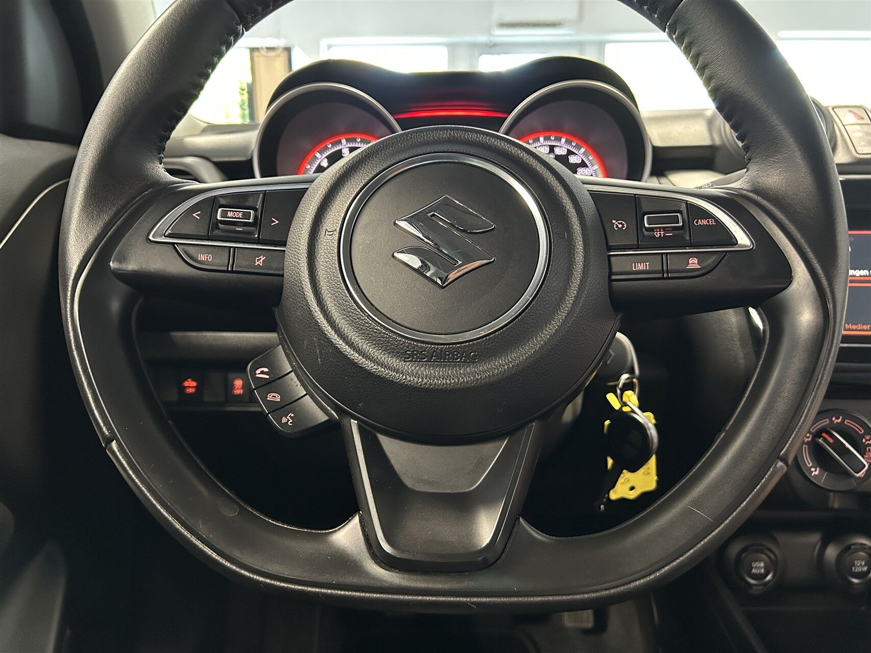 Billede af Suzuki Swift 1,2 Dualjet Action AEB Gold 90HK 5d