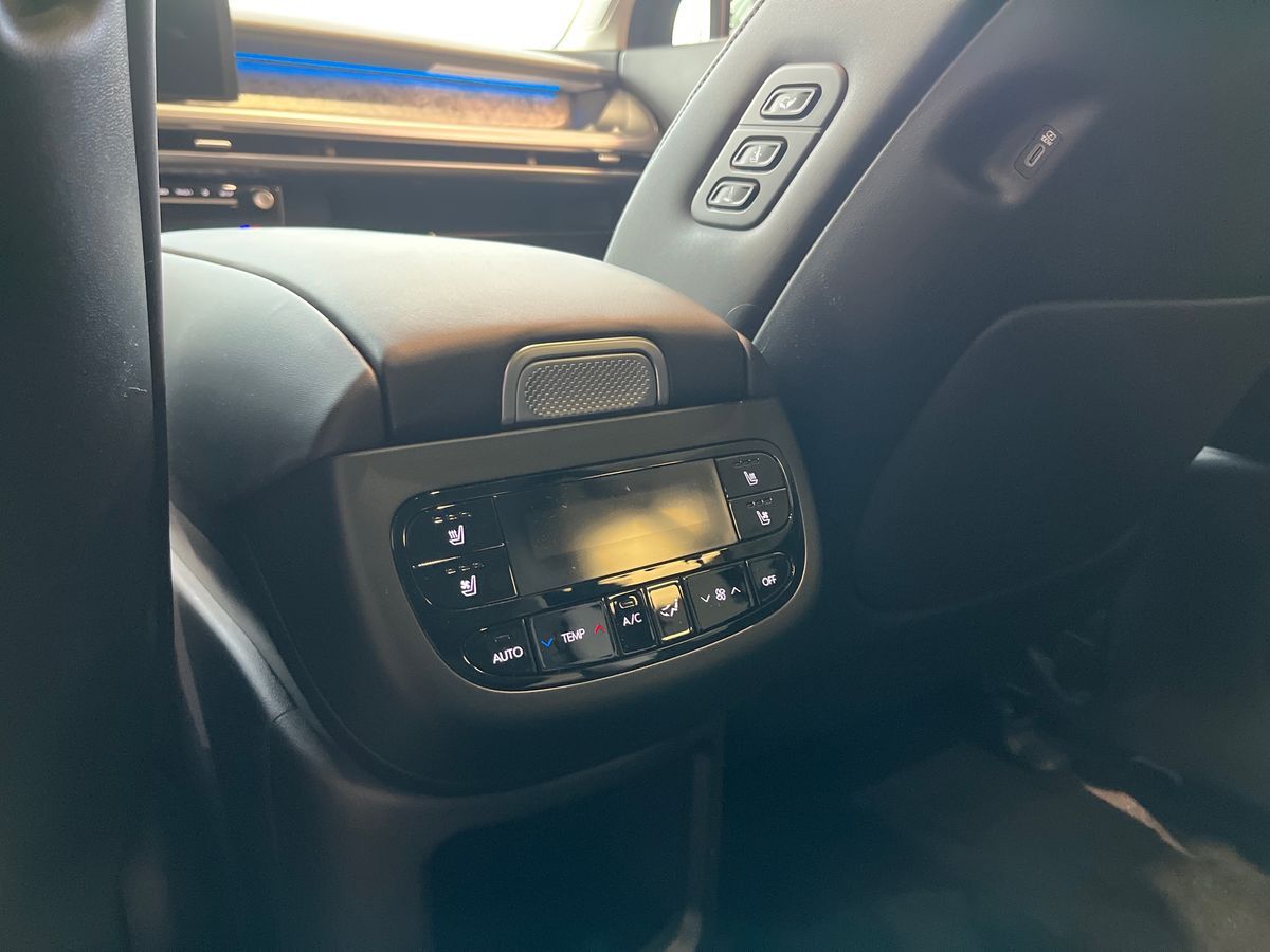 Billede af Hyundai Ioniq 9 7 Sæder Electric 110,3 kWh Calligraphy 4WD 303HK 5d Aut.