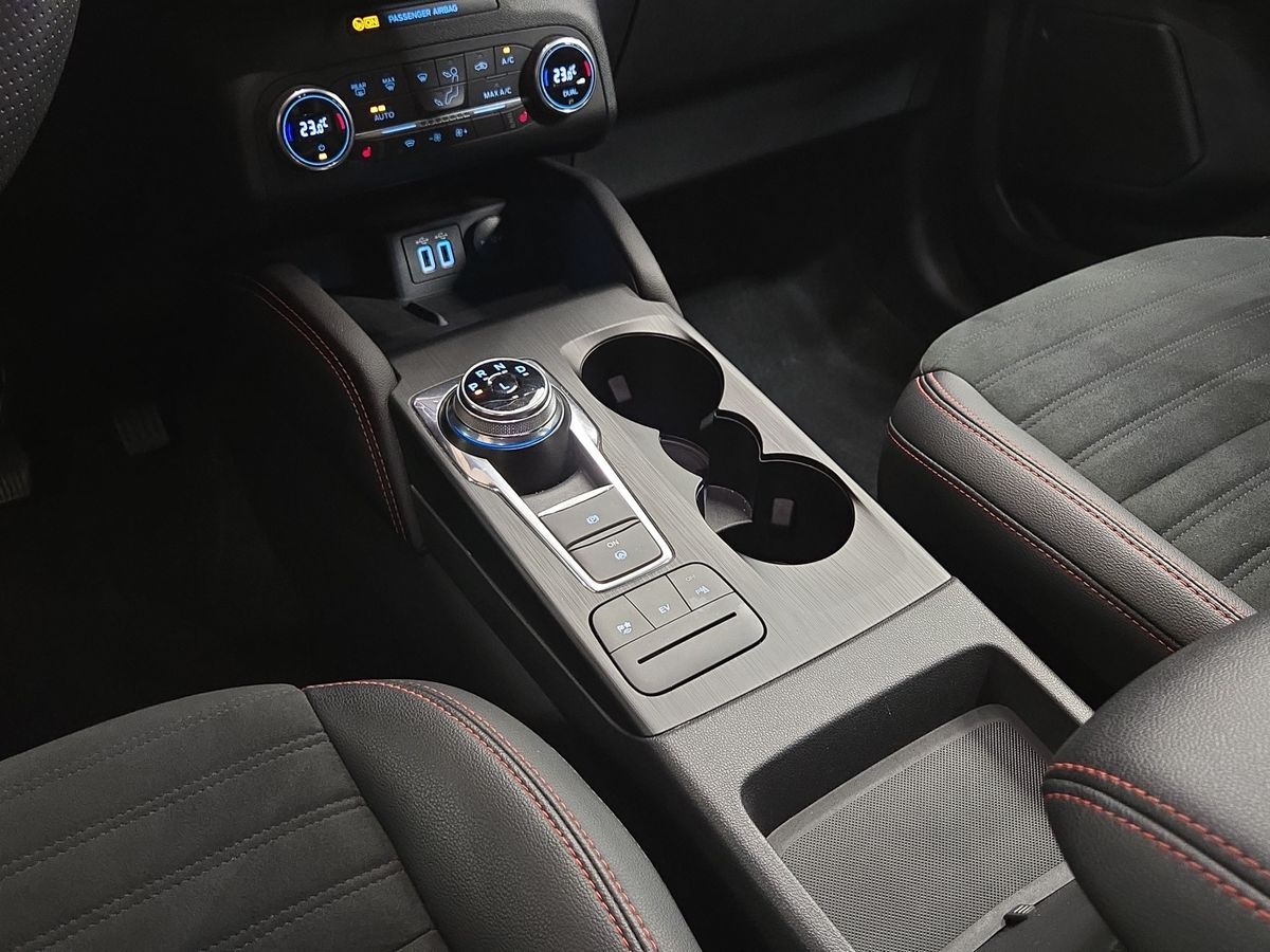 Billede af Ford Kuga 2,5 Plugin-hybrid ST-Line X CVT 225HK 5d Trinl. Gear