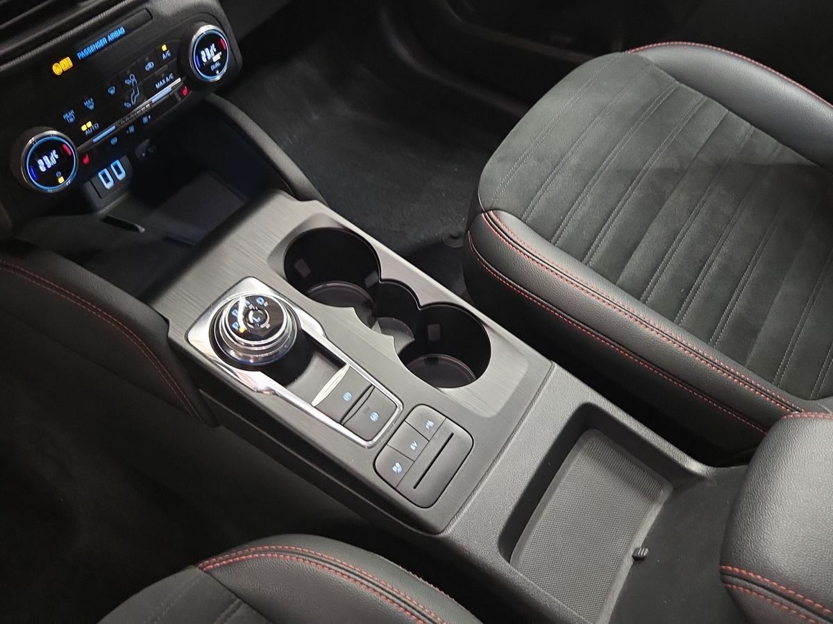 Billede af Ford Kuga 2,5 Plugin-hybrid ST-Line X CVT 225HK 5d Trinl. Gear