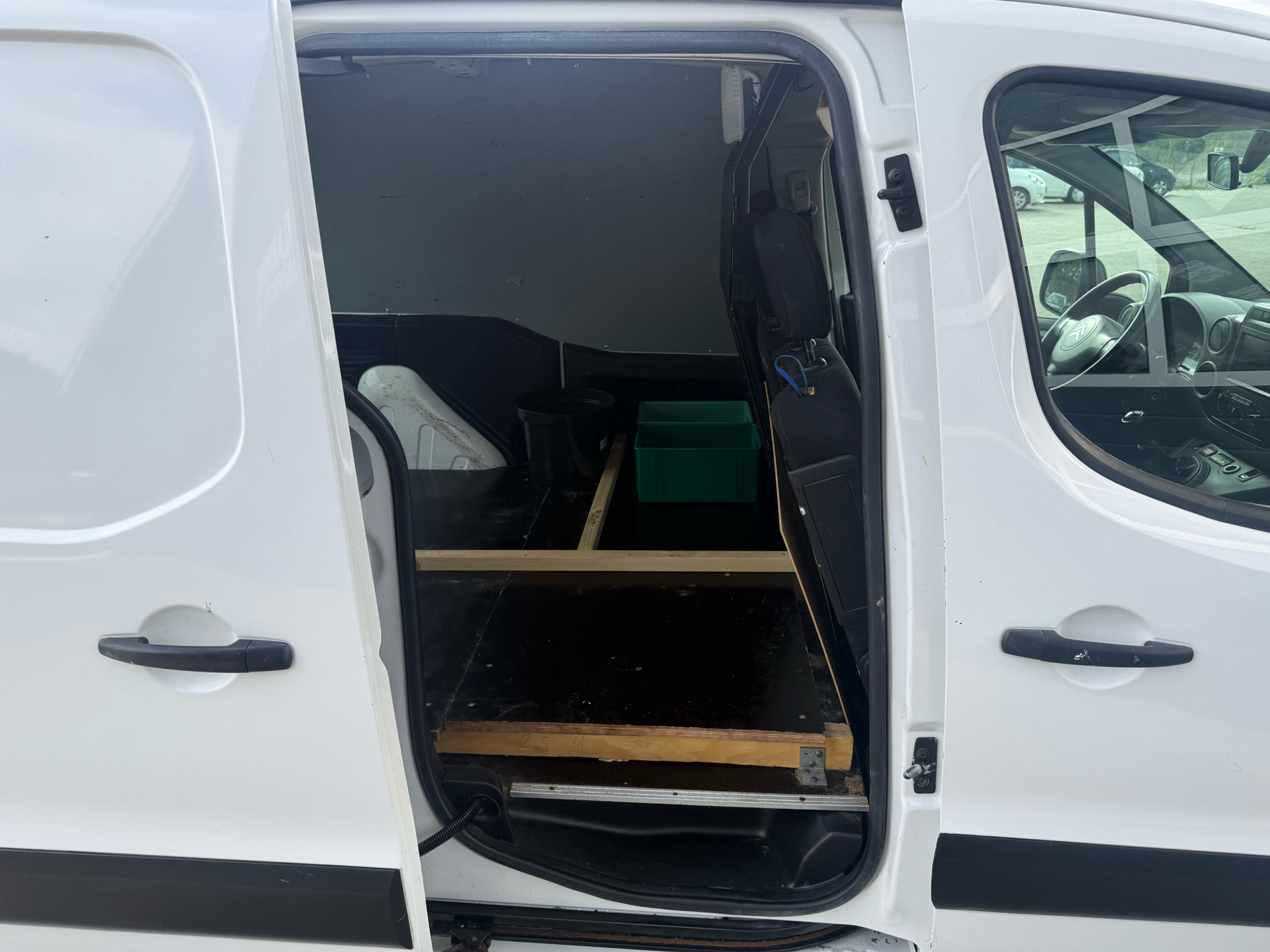 Billede af Citroën Berlingo L1N2 1,6 e-HDi E6G 90HK Van 6g Aut.