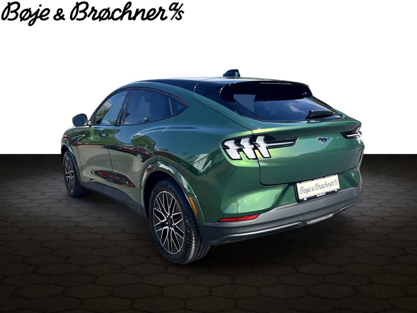 Billede af Ford Mustang Mach-E EL UR Premium 276HK 5d Aut.