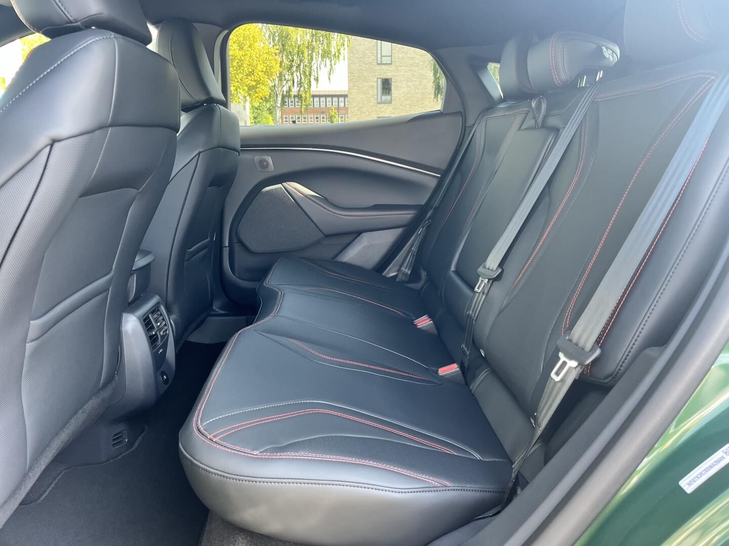 Billede af Ford Mustang Mach-E EL UR Premium 276HK 5d Aut.