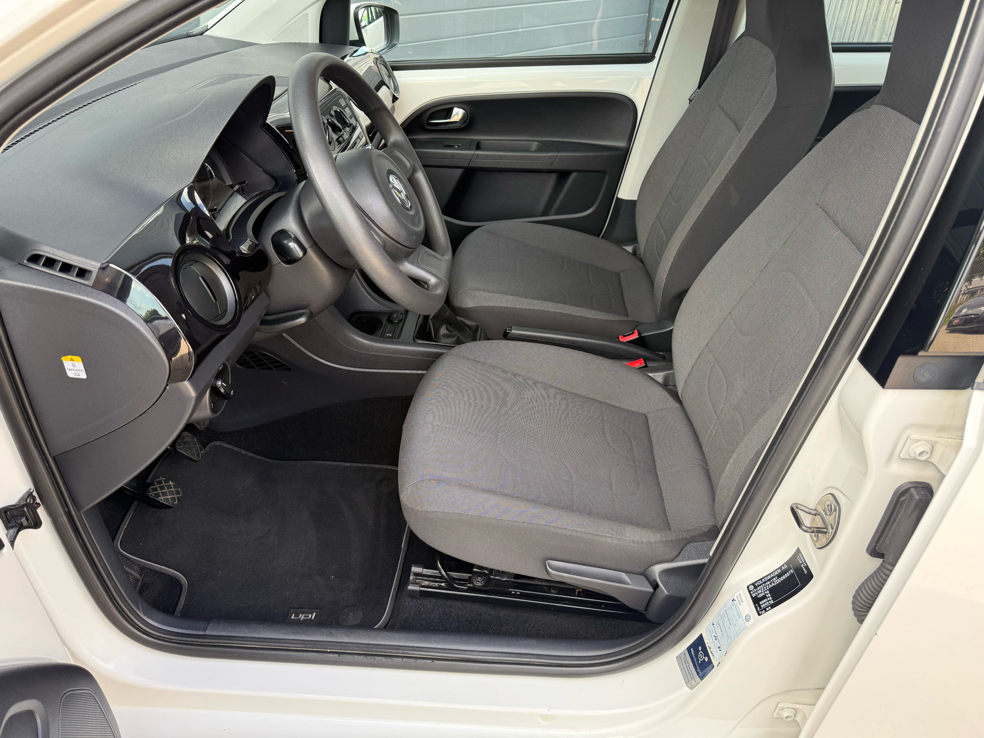 Billede af VW up 1,0 FSI BMT Move 75HK 5d