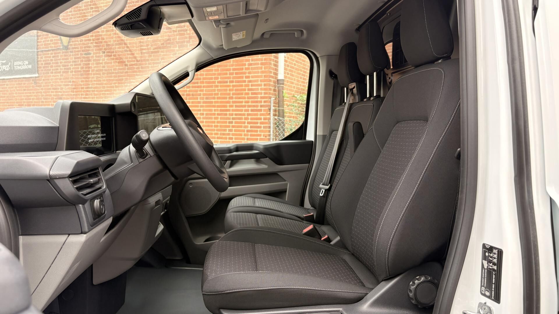 Billede af Ford E-Transit Custom 320 L1H1 EL Trend 136HK Van Aut.