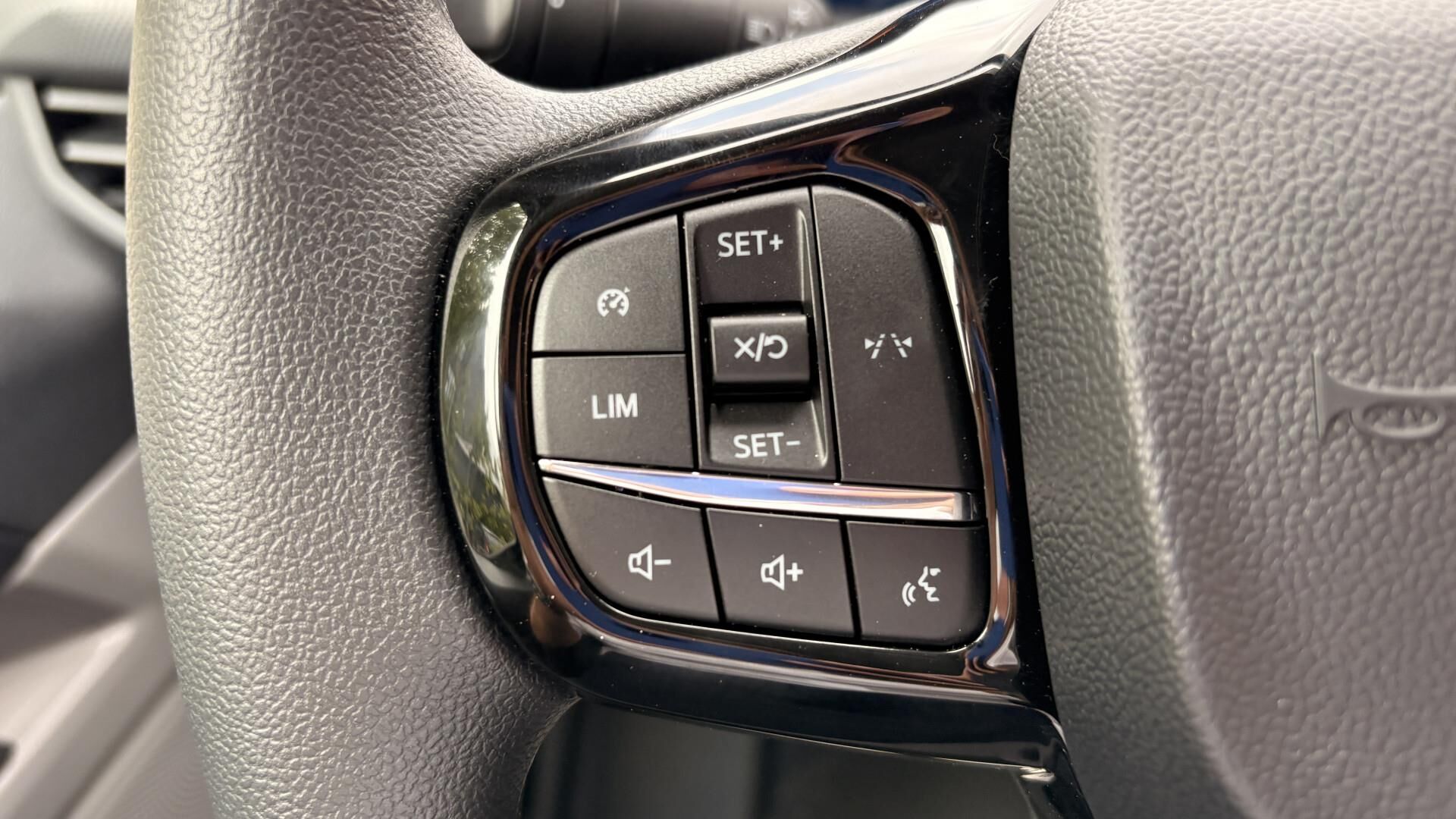 Billede af Ford E-Transit Custom 320 L1H1 EL Trend 136HK Van Aut.