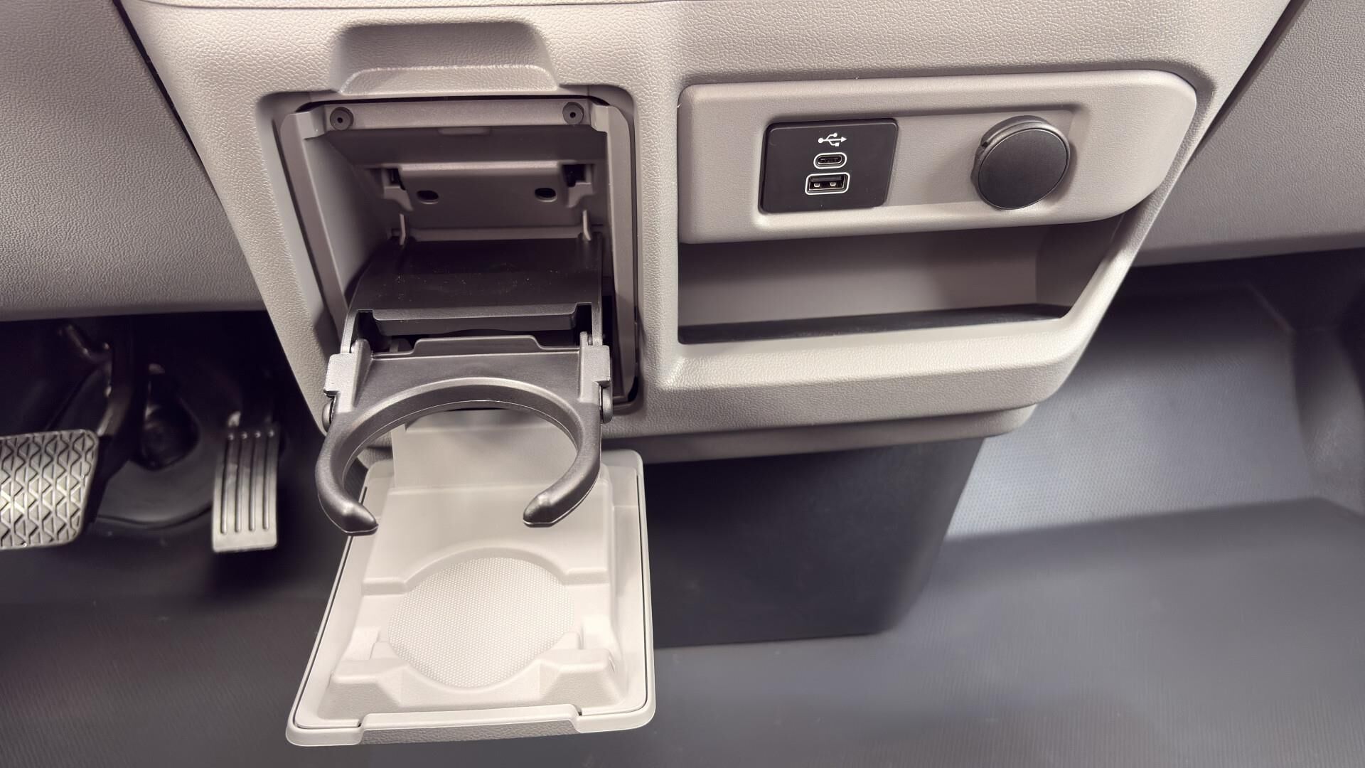 Billede af Ford E-Transit Custom 320 L1H1 EL Trend 136HK Van Aut.