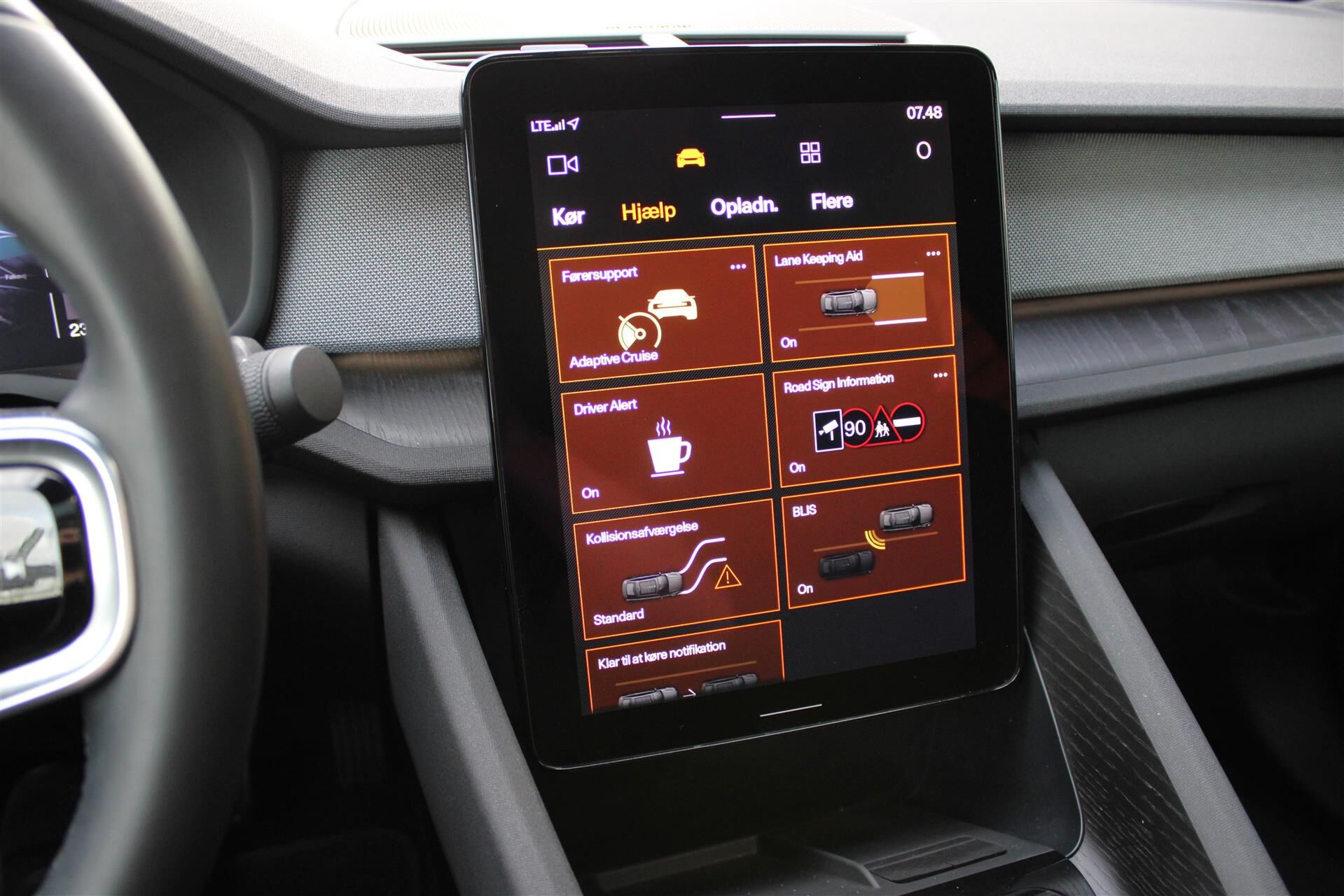 Billede af Polestar 2 EL Long Range Plus AWD 408HK 5d Aut.