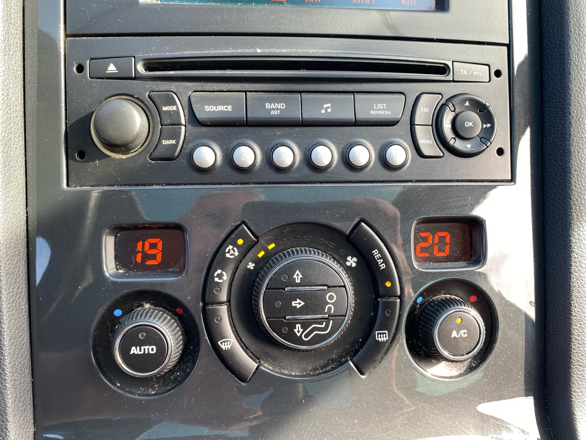 Billede af Peugeot 5008 1,6 HDI Premium 112HK 6g