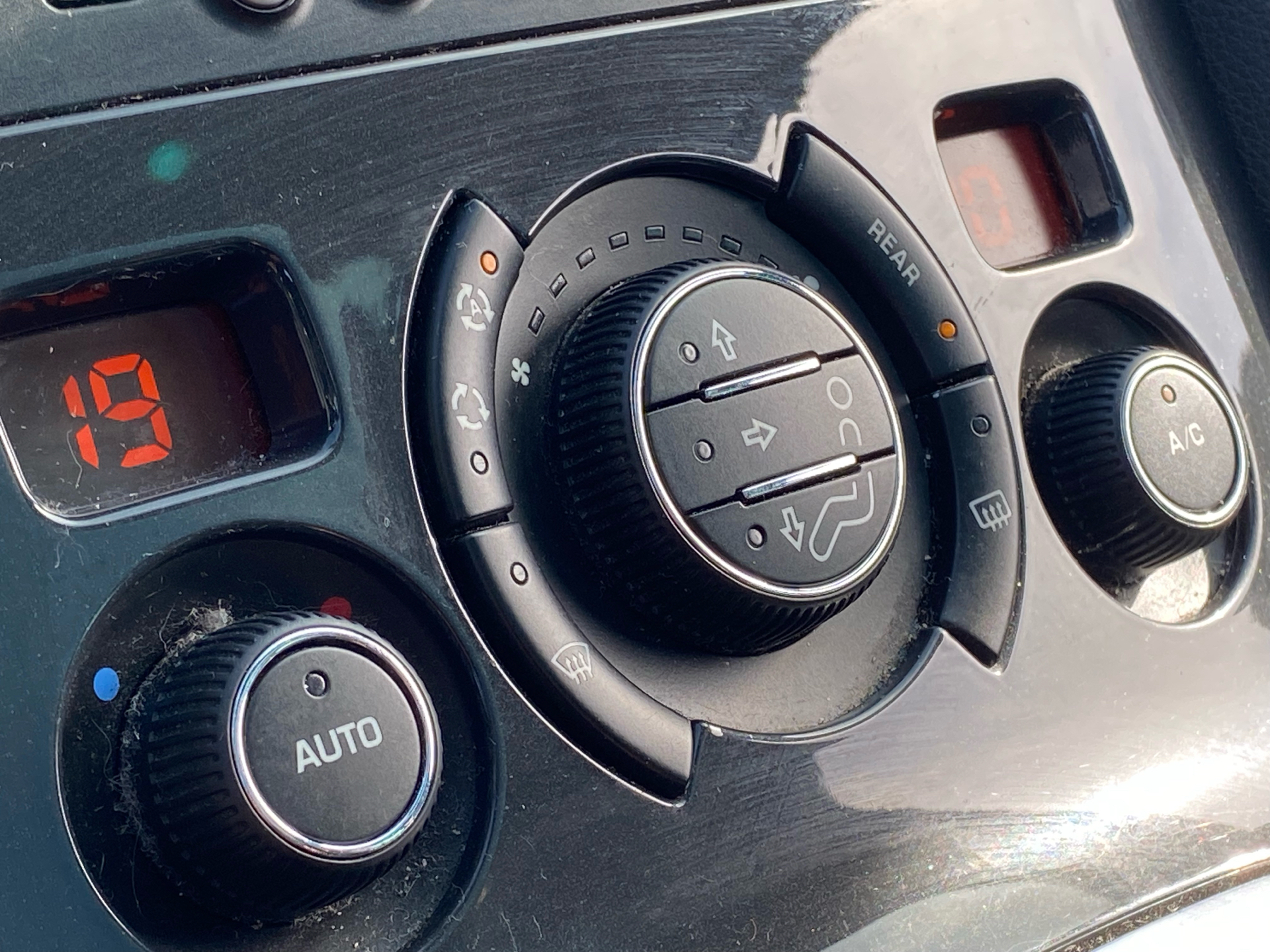 Billede af Peugeot 5008 1,6 HDI Premium 112HK 6g