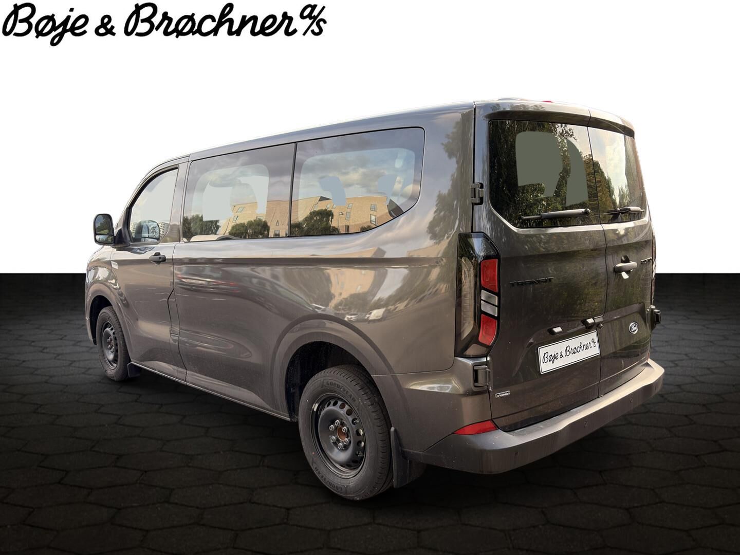 Billede af Ford Transit Custom 340 L1H1 2,5 Plugin-hybrid Trend CVT 233HK Trinl. Gear