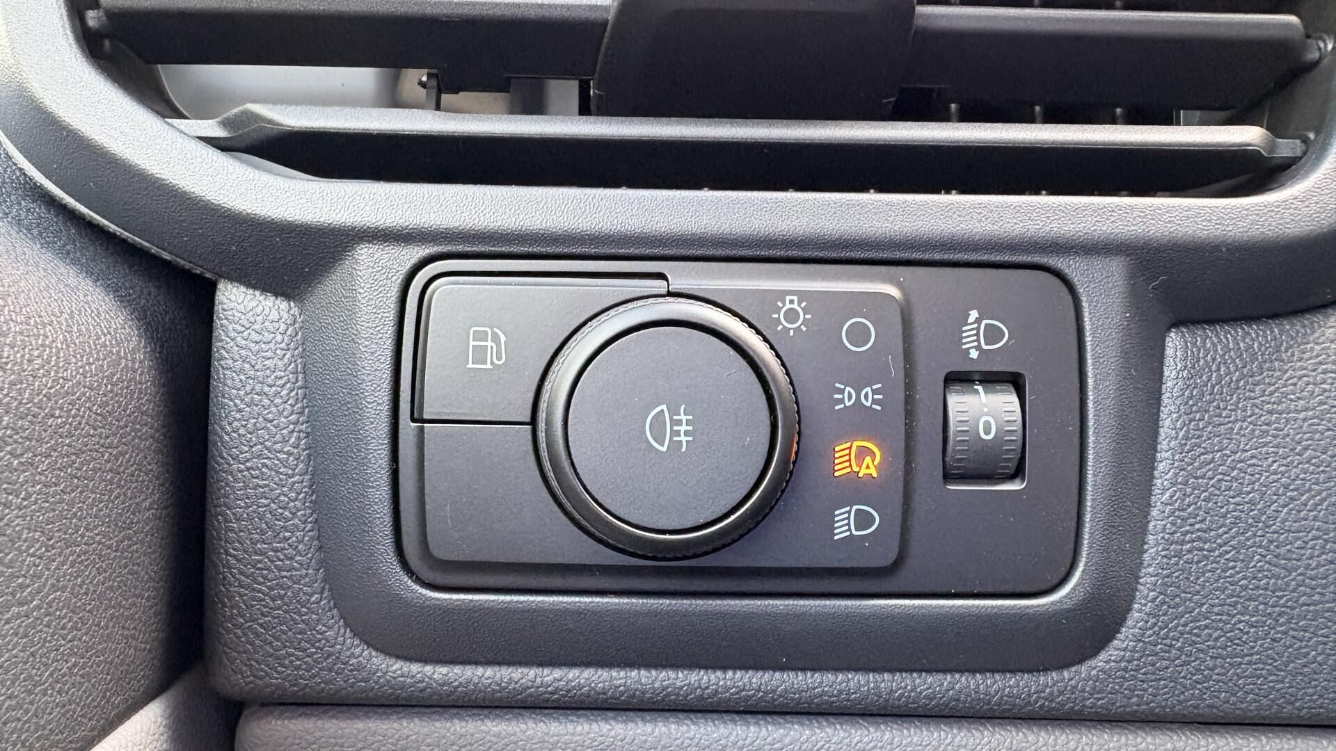 Billede af Ford Transit Custom 340 L1H1 2,5 Plugin-hybrid Trend CVT 233HK Trinl. Gear