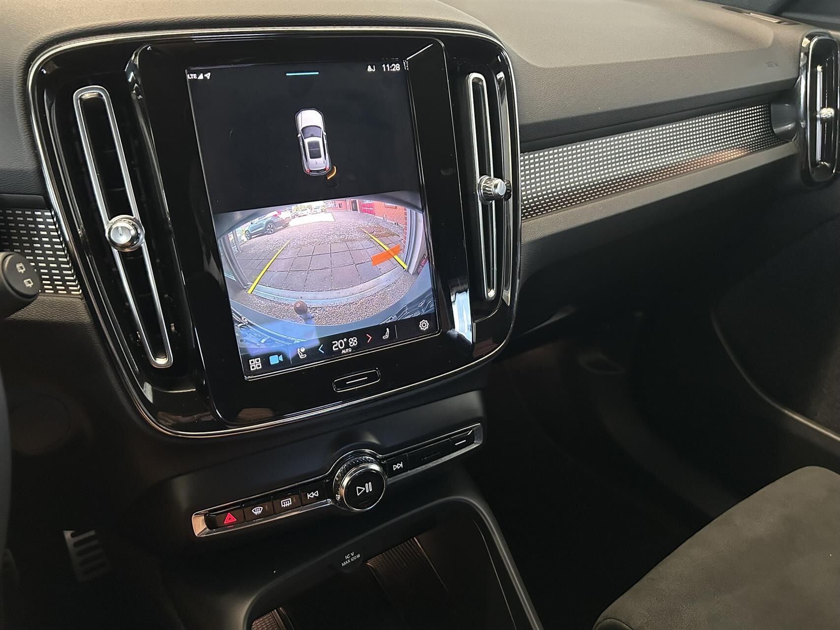 Billede af Volvo XC40 P6 Recharge Plus 231HK 5d Aut.