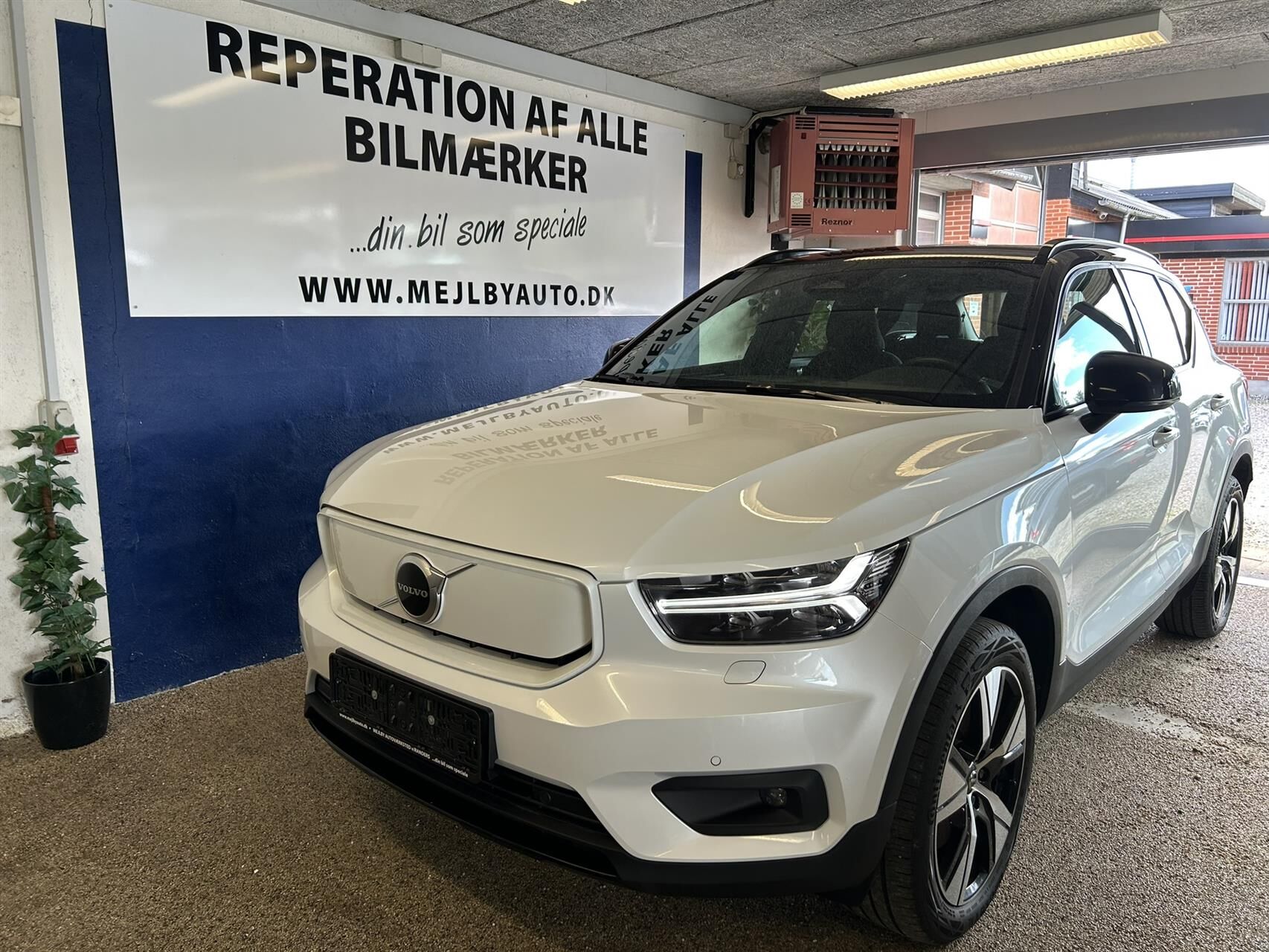 Billede af Volvo XC40 P6 Recharge Plus 231HK 5d Aut.