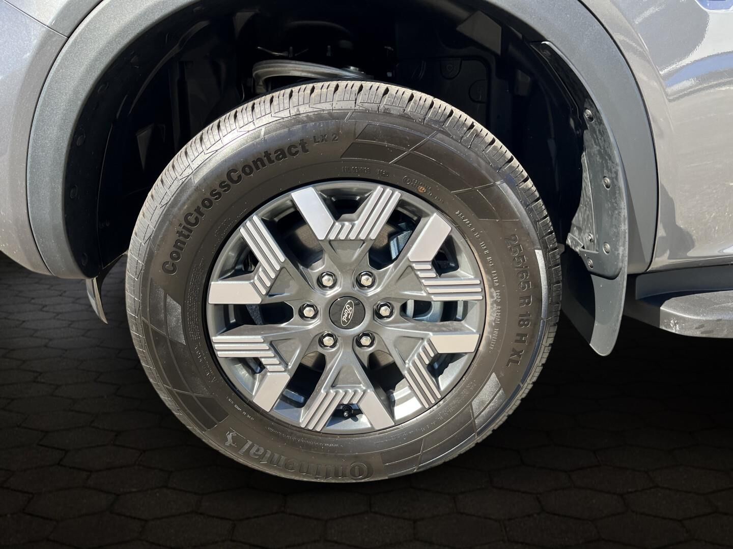 Billede af Ford Ranger Double Cab 2,3 EcoBoost Hybrid Wildtrak e-4WD 281HK Pick-Up 10g Aut.